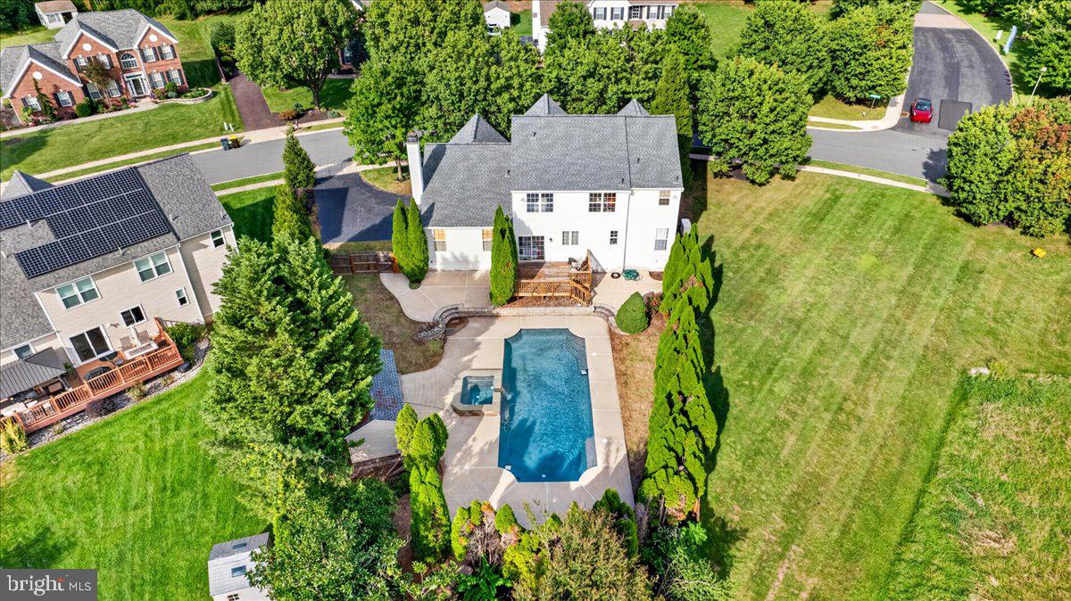 75 Long Meadow Rd, Royersford, PA 19468 photo