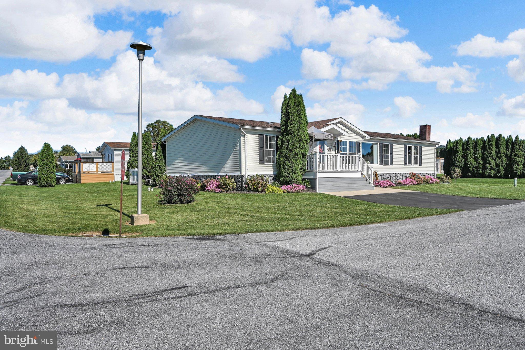 1300 Kercher Ave, Myerstown, PA 17067