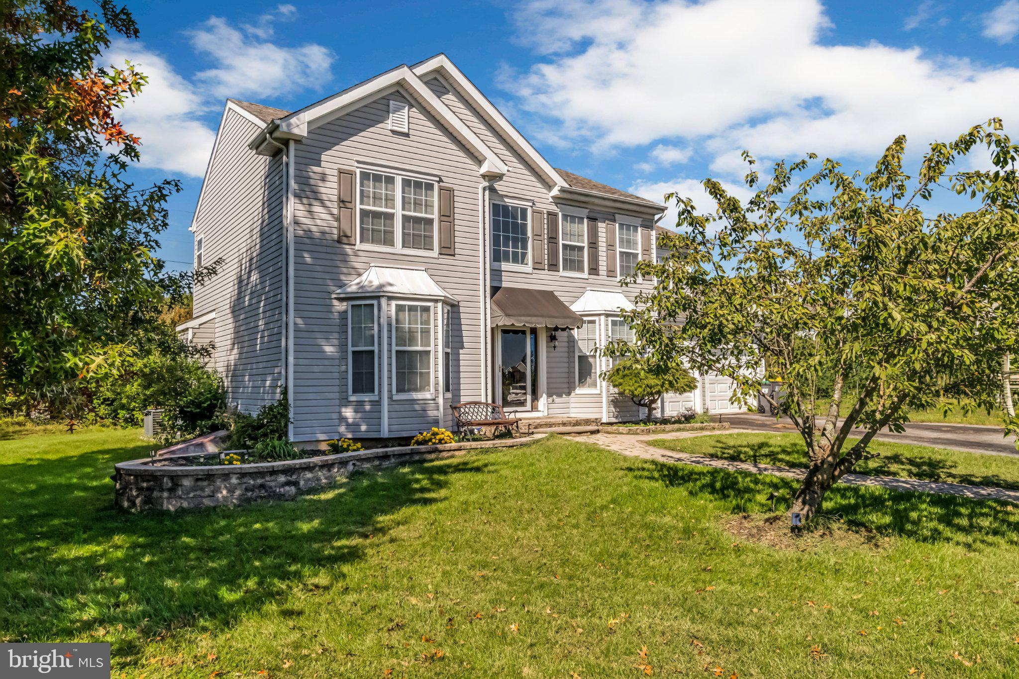 204 Waterview Dr, New Castle, DE 19720