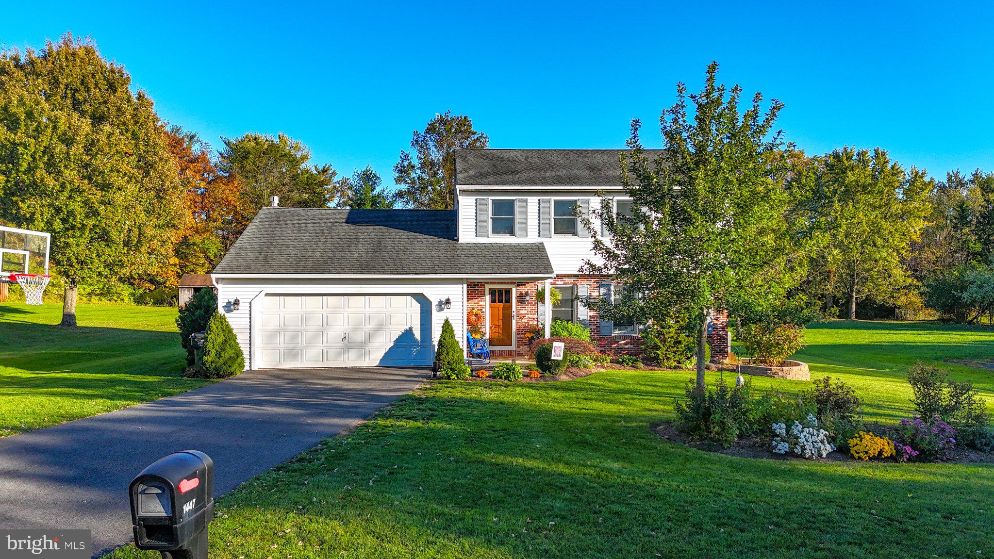 1447 Mensch Ln, Gilbertsville, PA 19525 photo