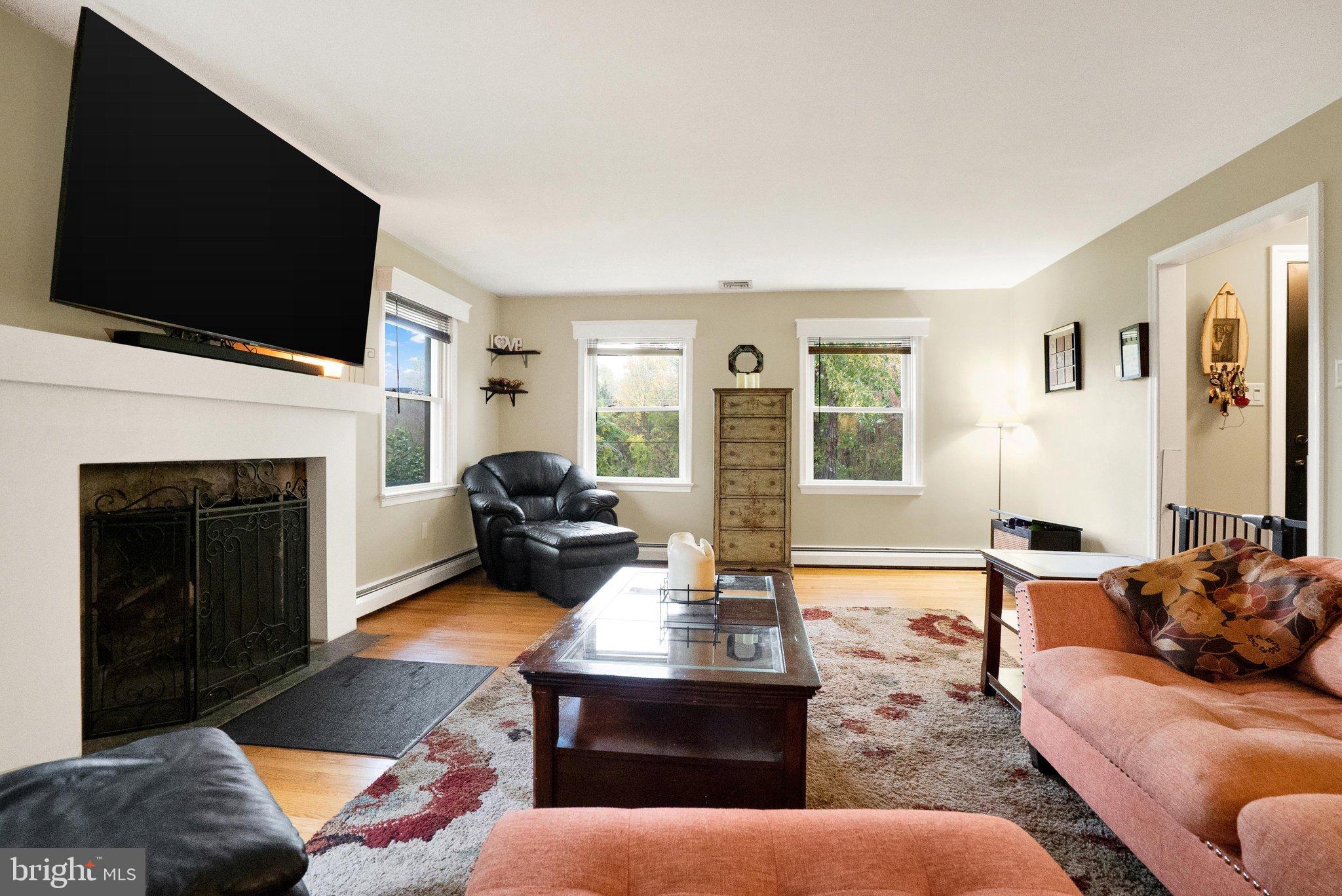 1276 Stump Hall Rd, Collegeville, PA 19426 photo