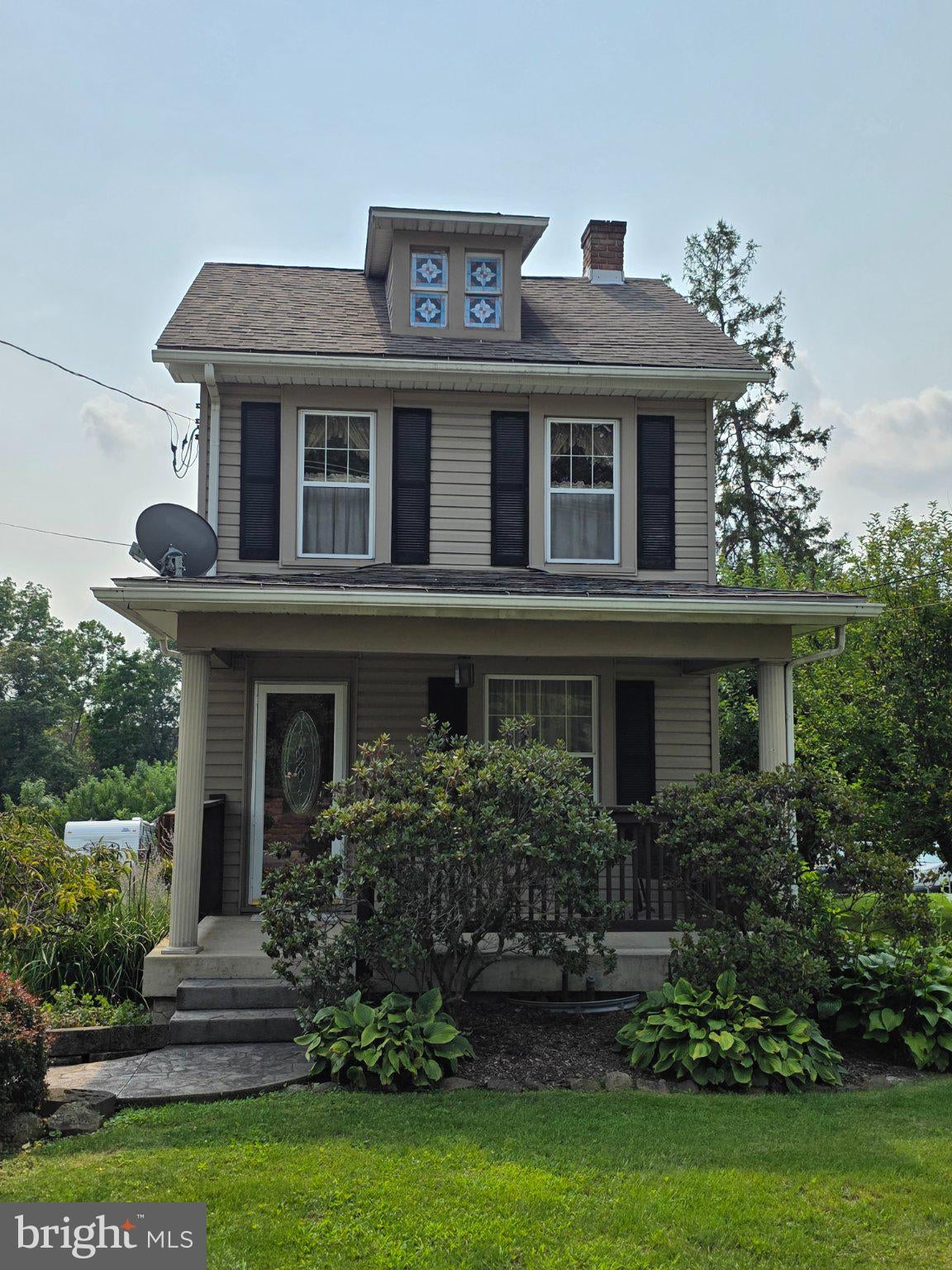 128 Monroe St, Denver, PA 17517 photo