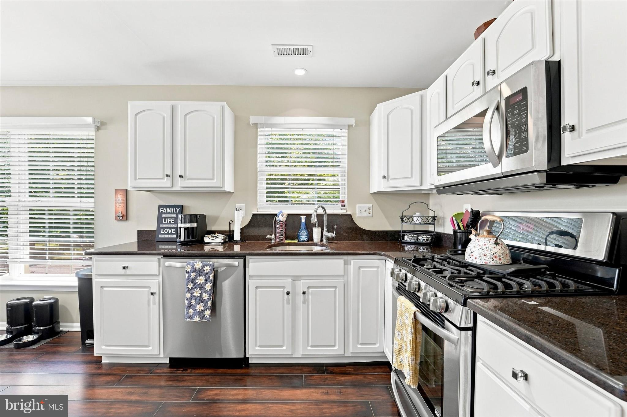 104 Jeffords Ct #1605, Phoenixville, PA 19460 photo