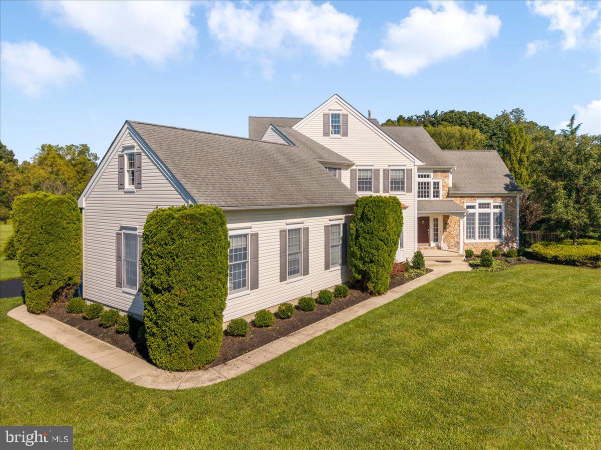 18 Sunflower Cir, Lumberton, NJ 08048 photo