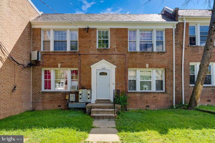 1616 17th Pl, Washington, DC 20020 photo