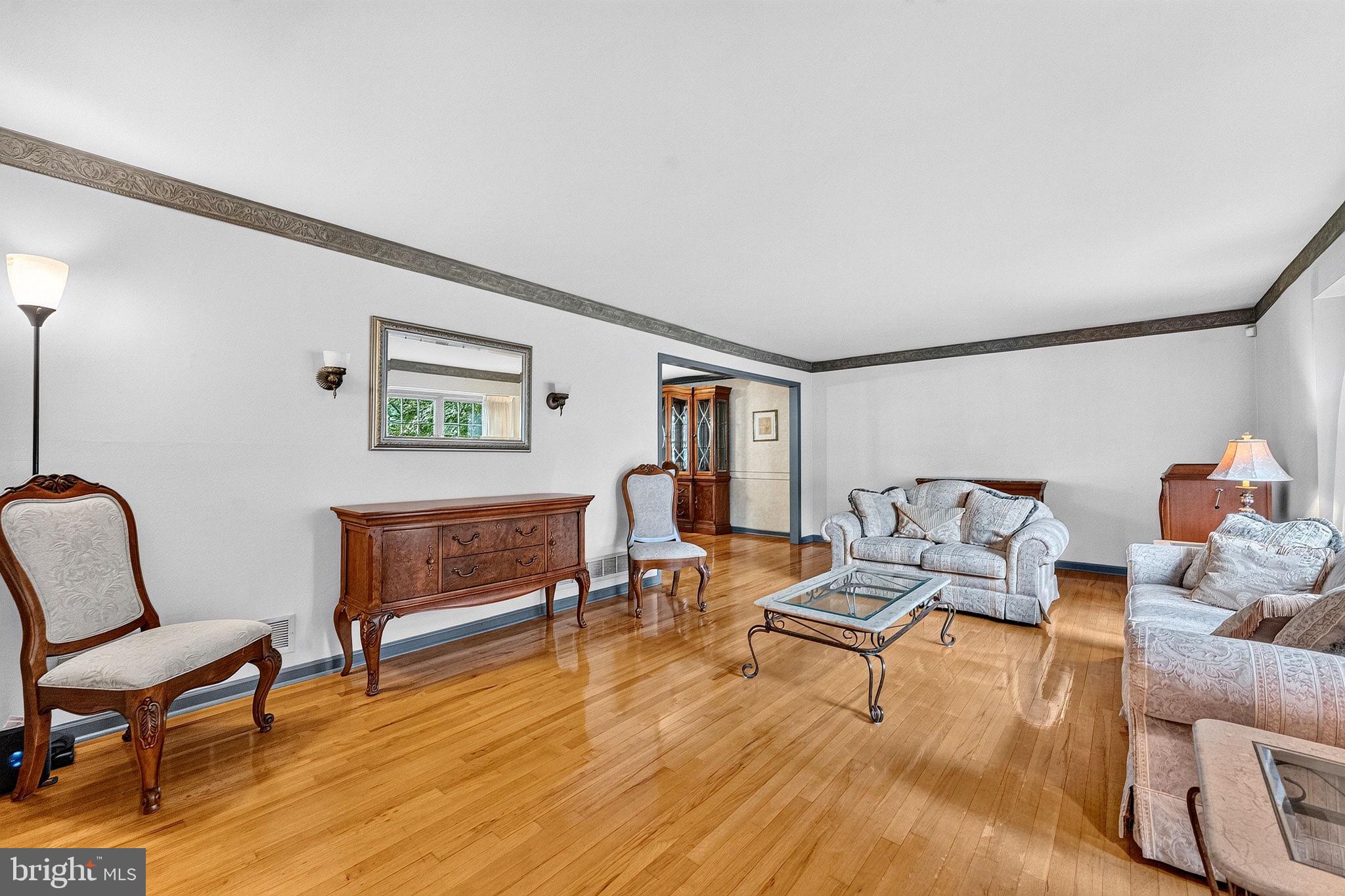41 Wolfpack Rd, Hampton, NJ 08619 photo