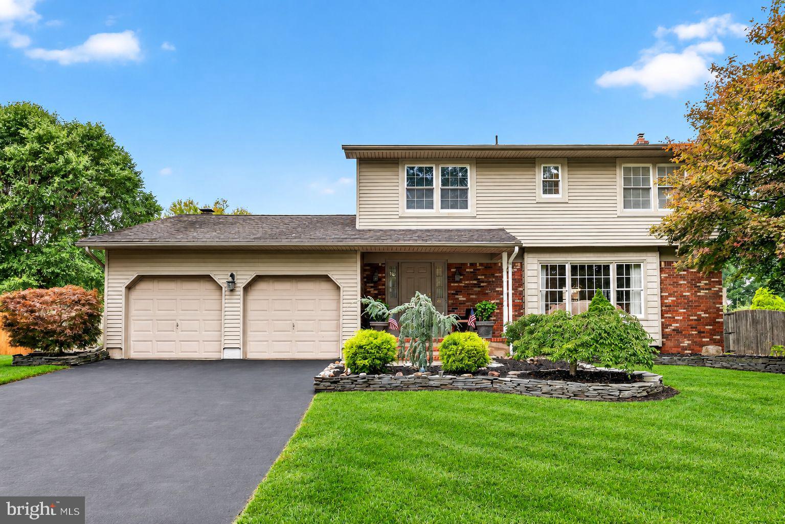 41 Wolfpack Rd, Hampton, NJ 08619