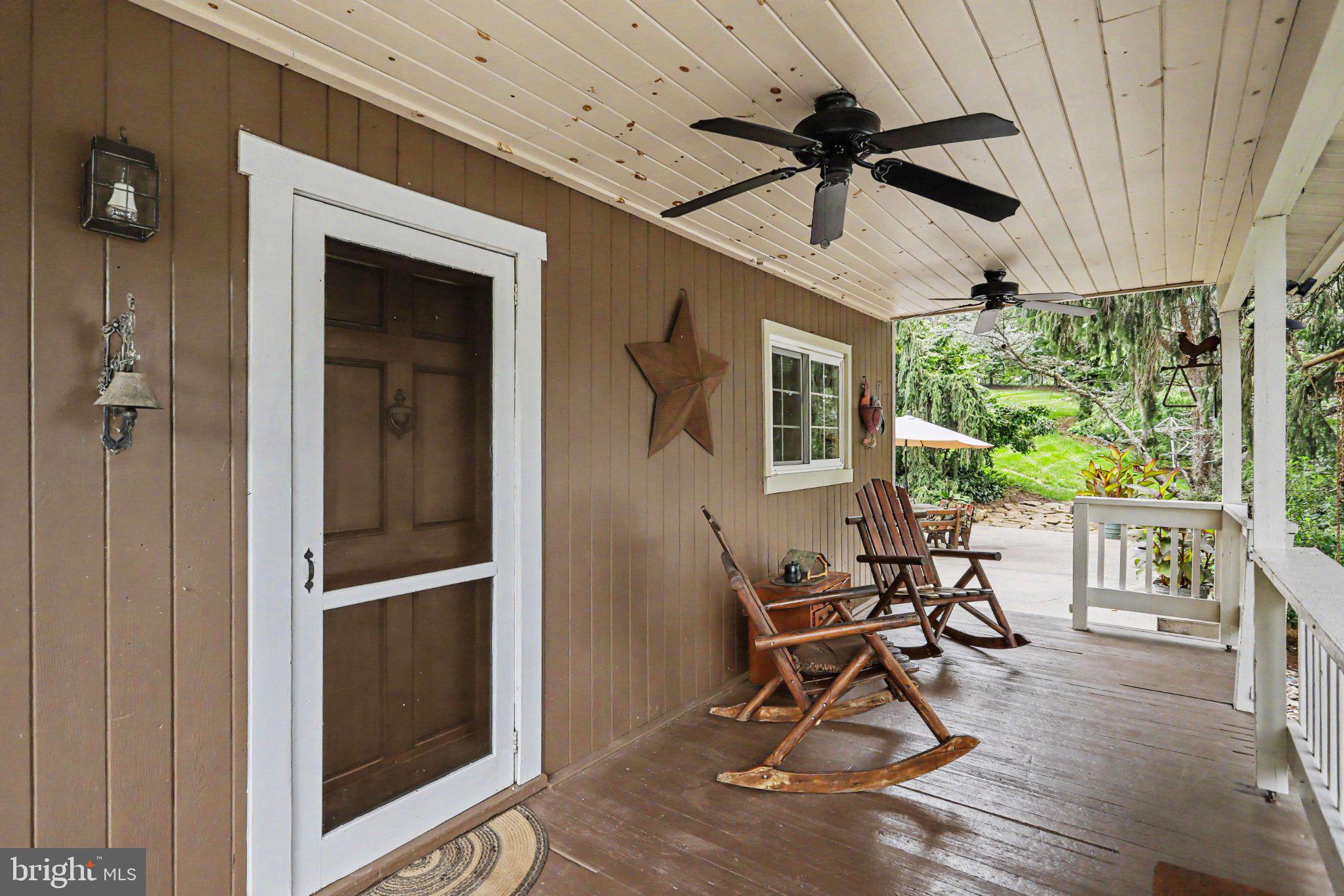 390 Miller Rd, Elizabethtown, PA 17022 photo