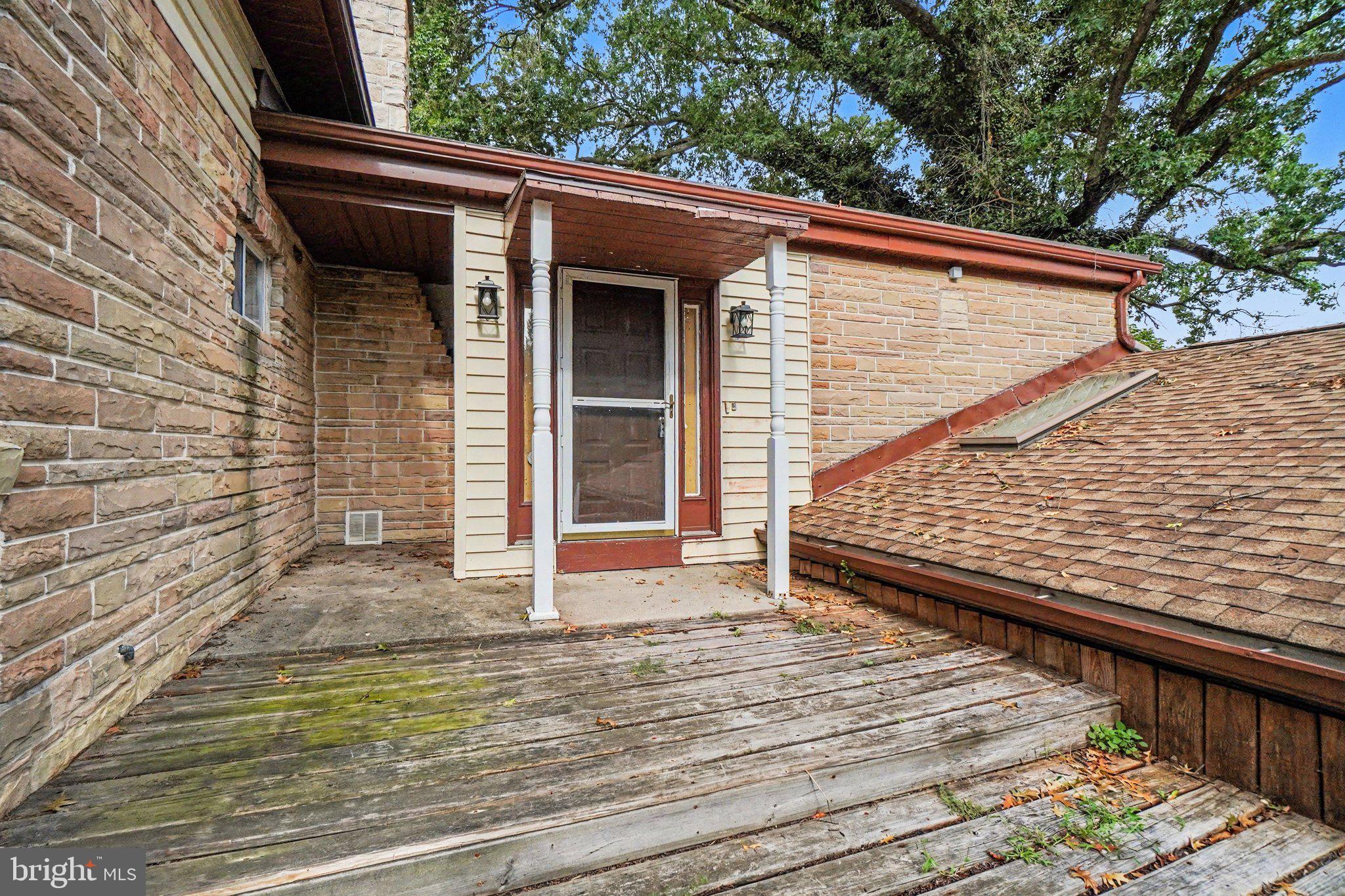 1465 Colonial Rd, Harrisburg, PA 17112 photo
