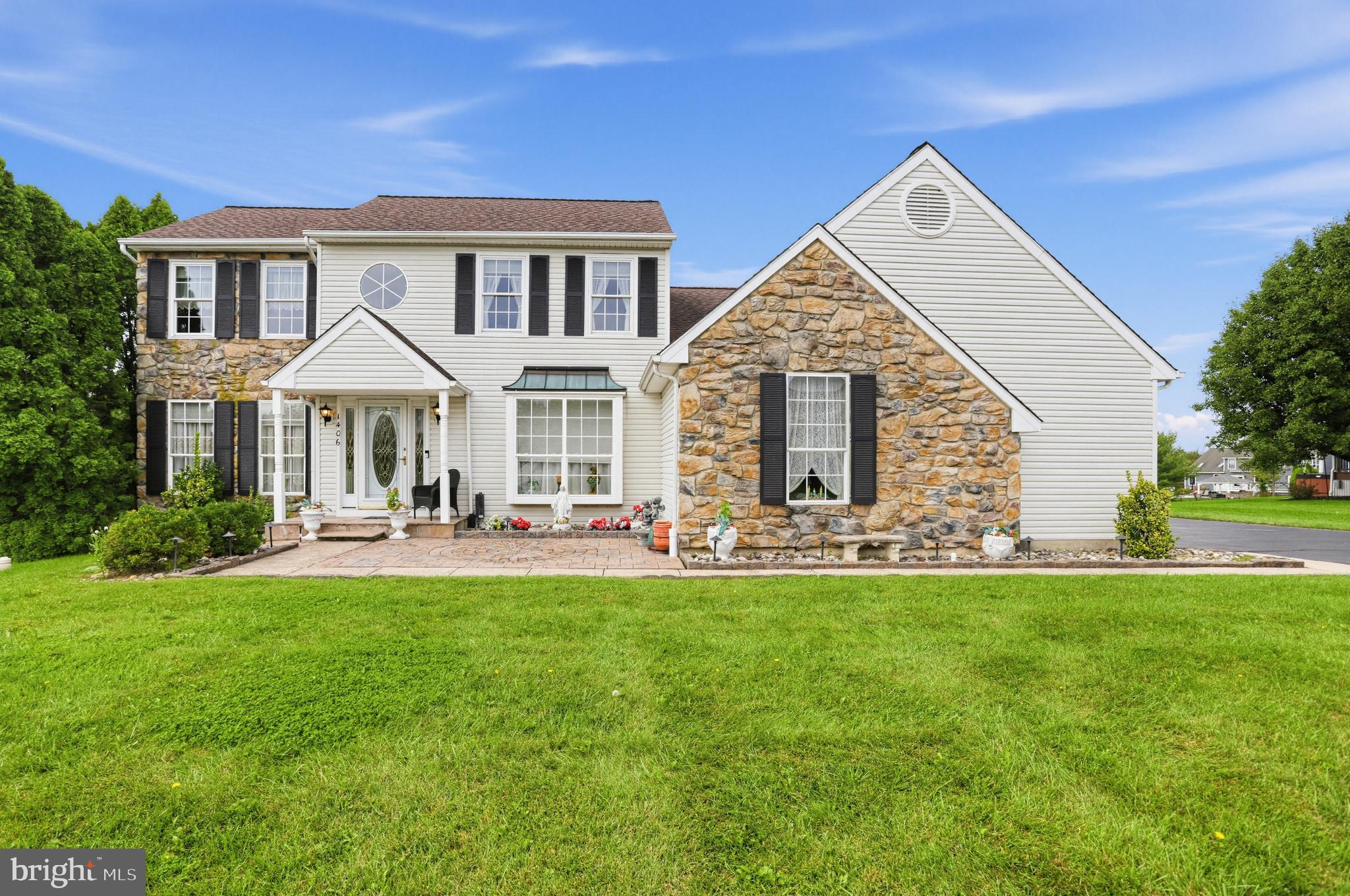 1406 Bentley Dr, Warrington, PA 18976