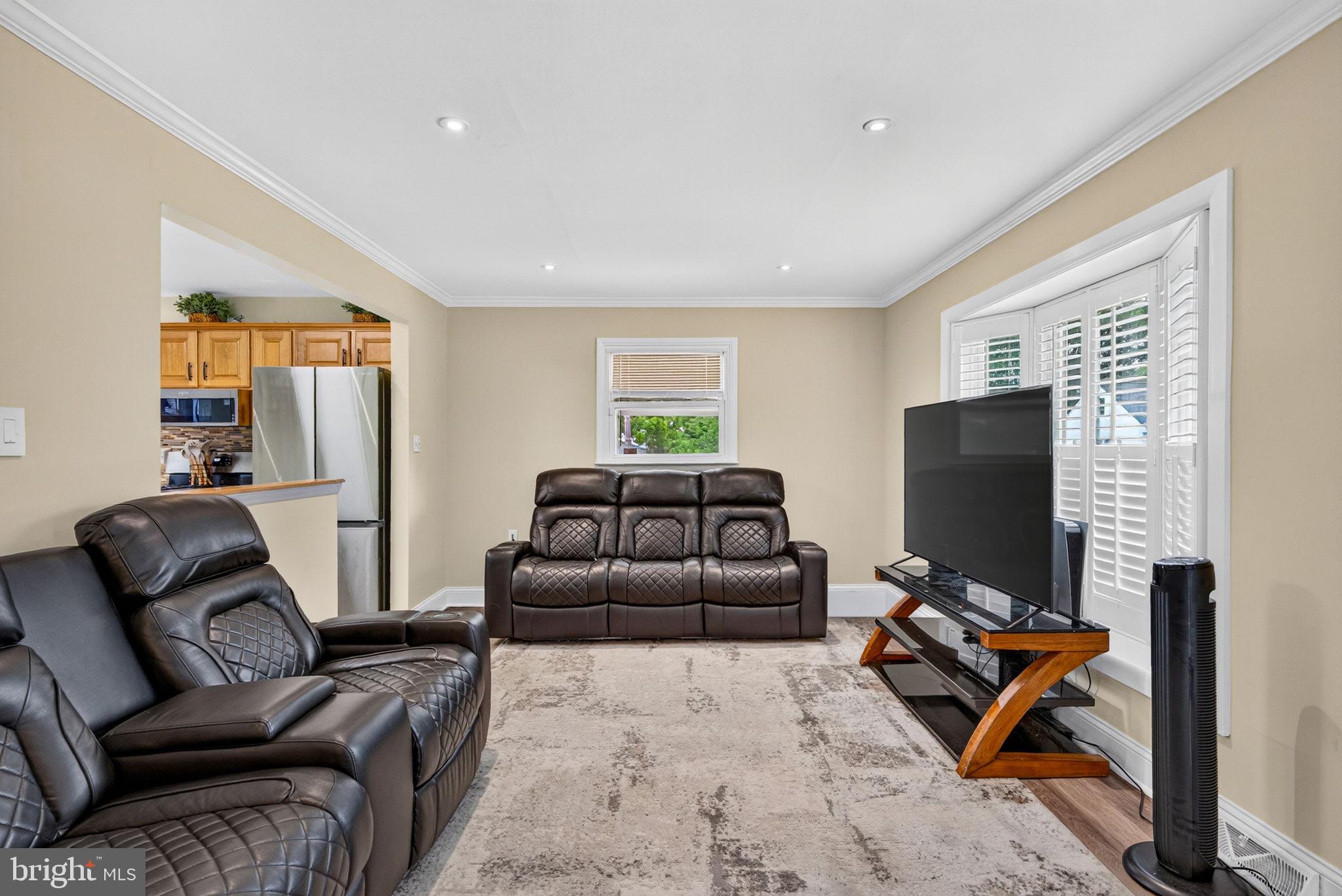 1 Walden Rd, Marlton, NJ 08053 photo