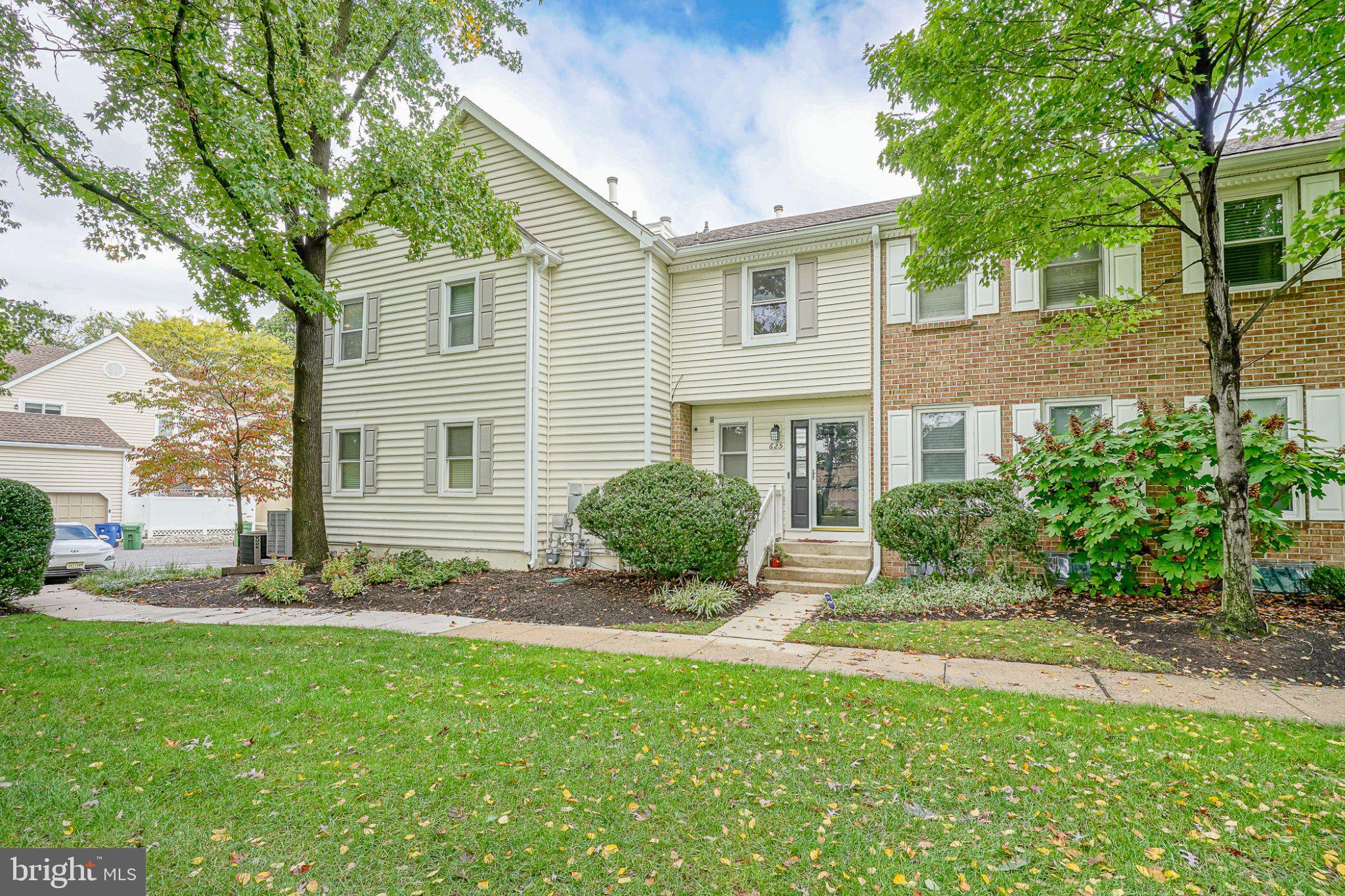 625 Society Hill Blvd, Cherry Hill, NJ 08003