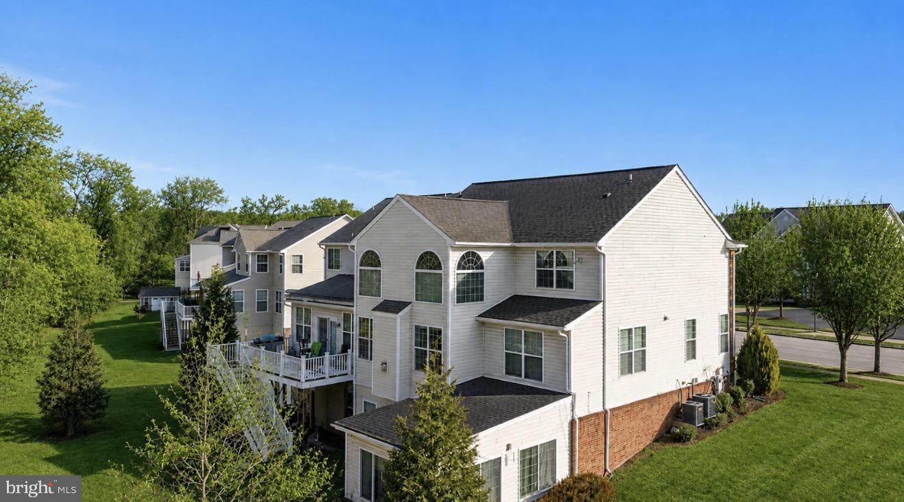 321 Radiant Ct, Upper Marlboro, MD 20774 photo