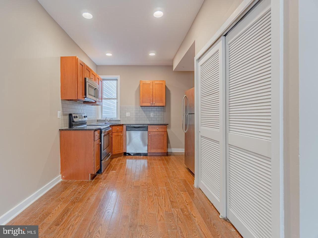 1806 W Berks St, Philadelphia, PA 19121 photo