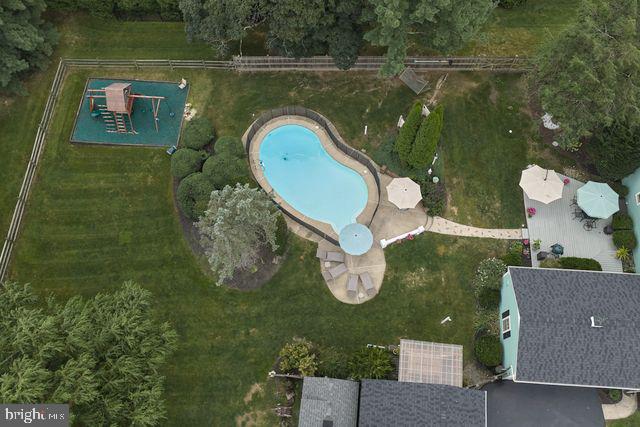 3889 Robin Rd, Furlong, PA 18925 photo
