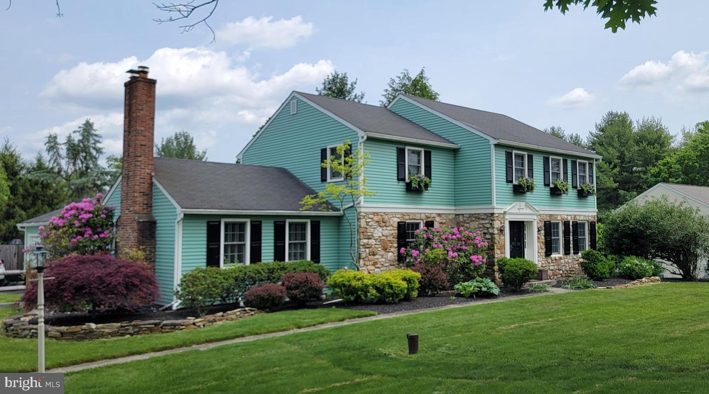 3889 Robin Rd, Furlong, PA 18925 photo
