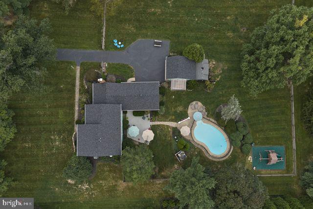 3889 Robin Rd, Furlong, PA 18925 photo