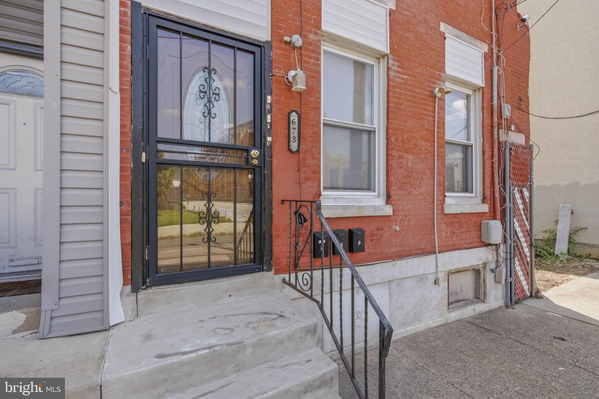 673 N 11th St, Philadelphia, PA 19123 photo