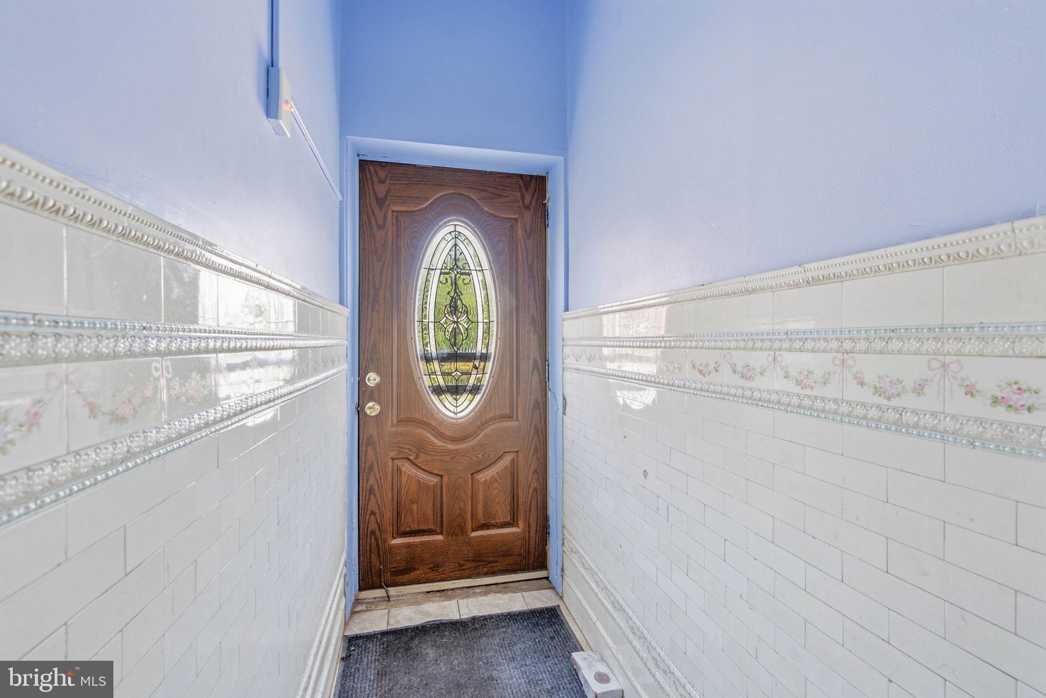 673 N 11th St, Philadelphia, PA 19123 photo