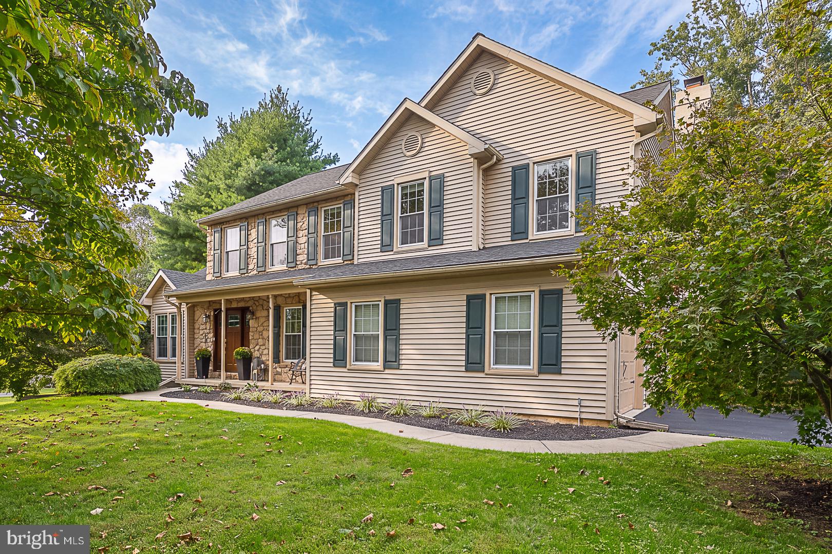19 Oneida Ct, Chester Springs, PA 19425 photo