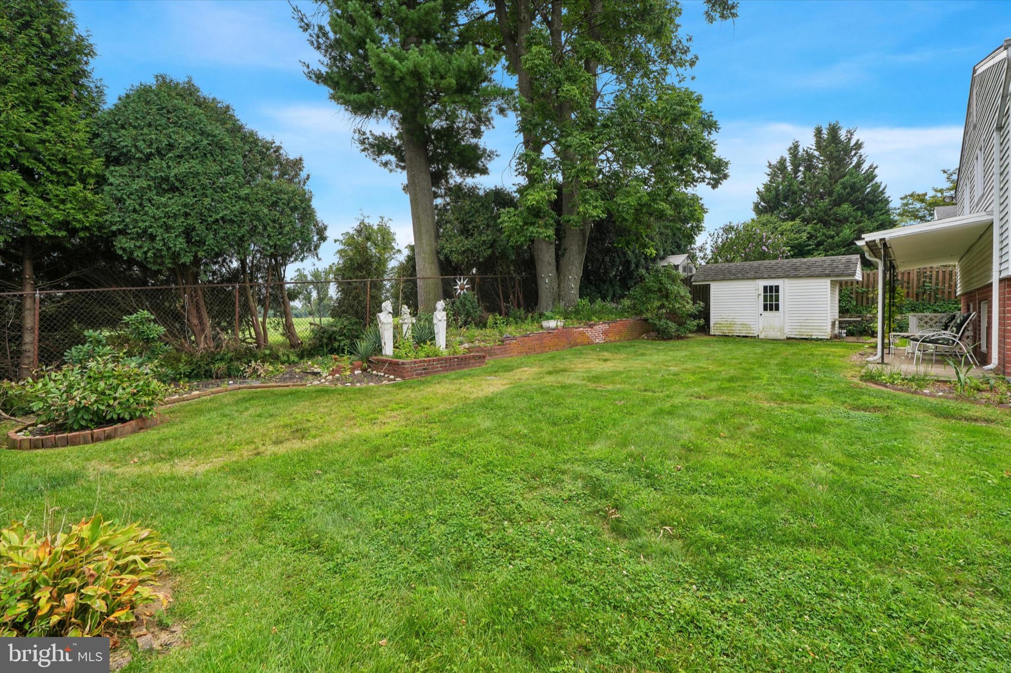 257 Hemlock Ln, Springfield, PA 19064 photo