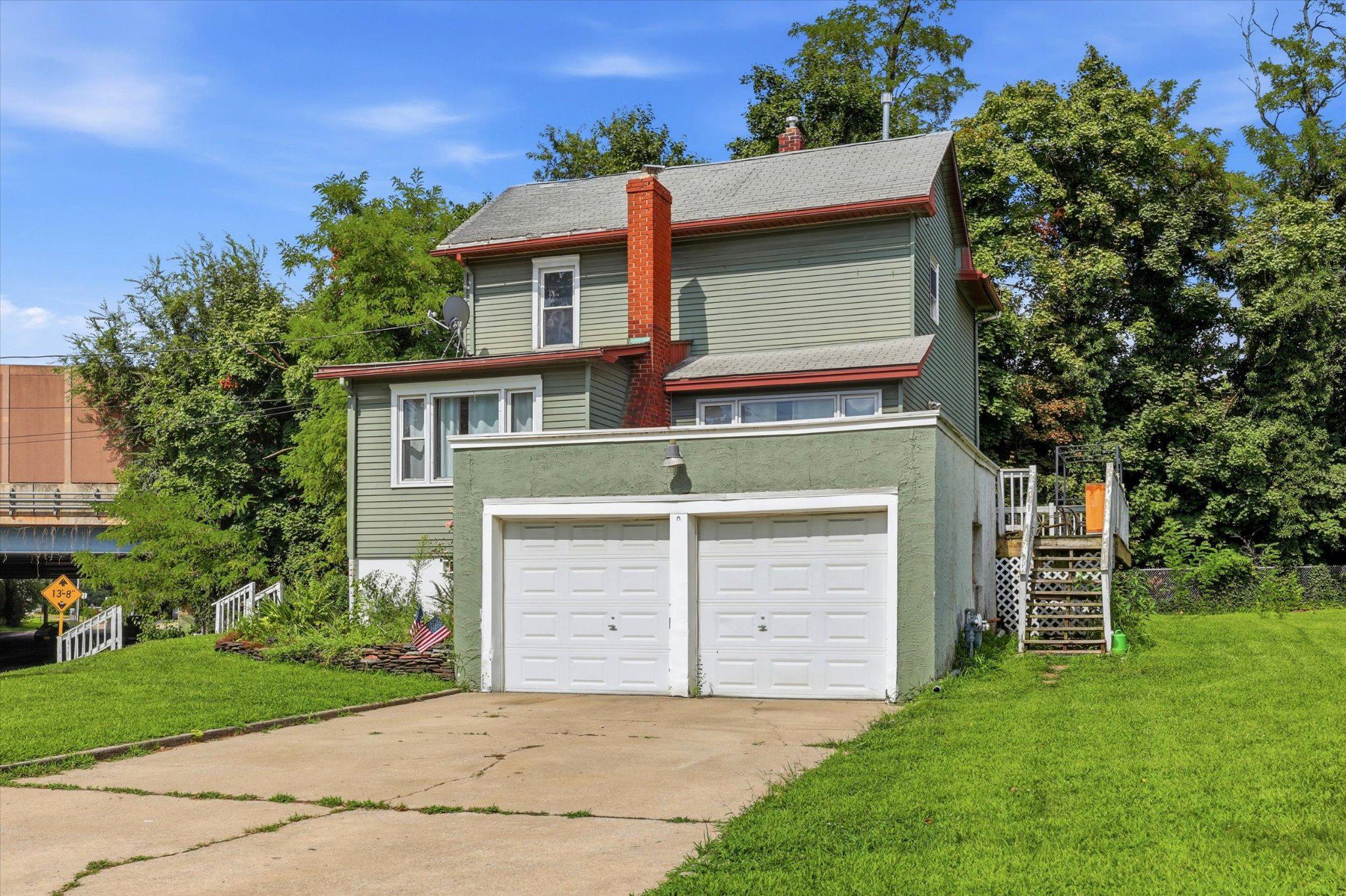 1209 Kings Hwy, Mount Ephraim, NJ 08059
