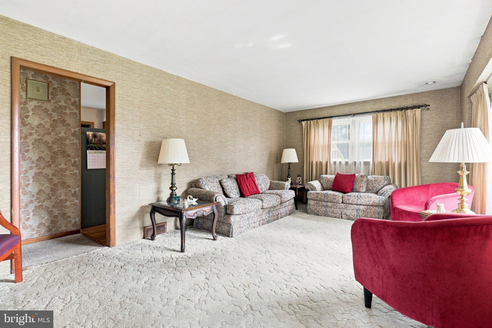 1030 Davis Grove Rd, Ambler, PA 19002 photo