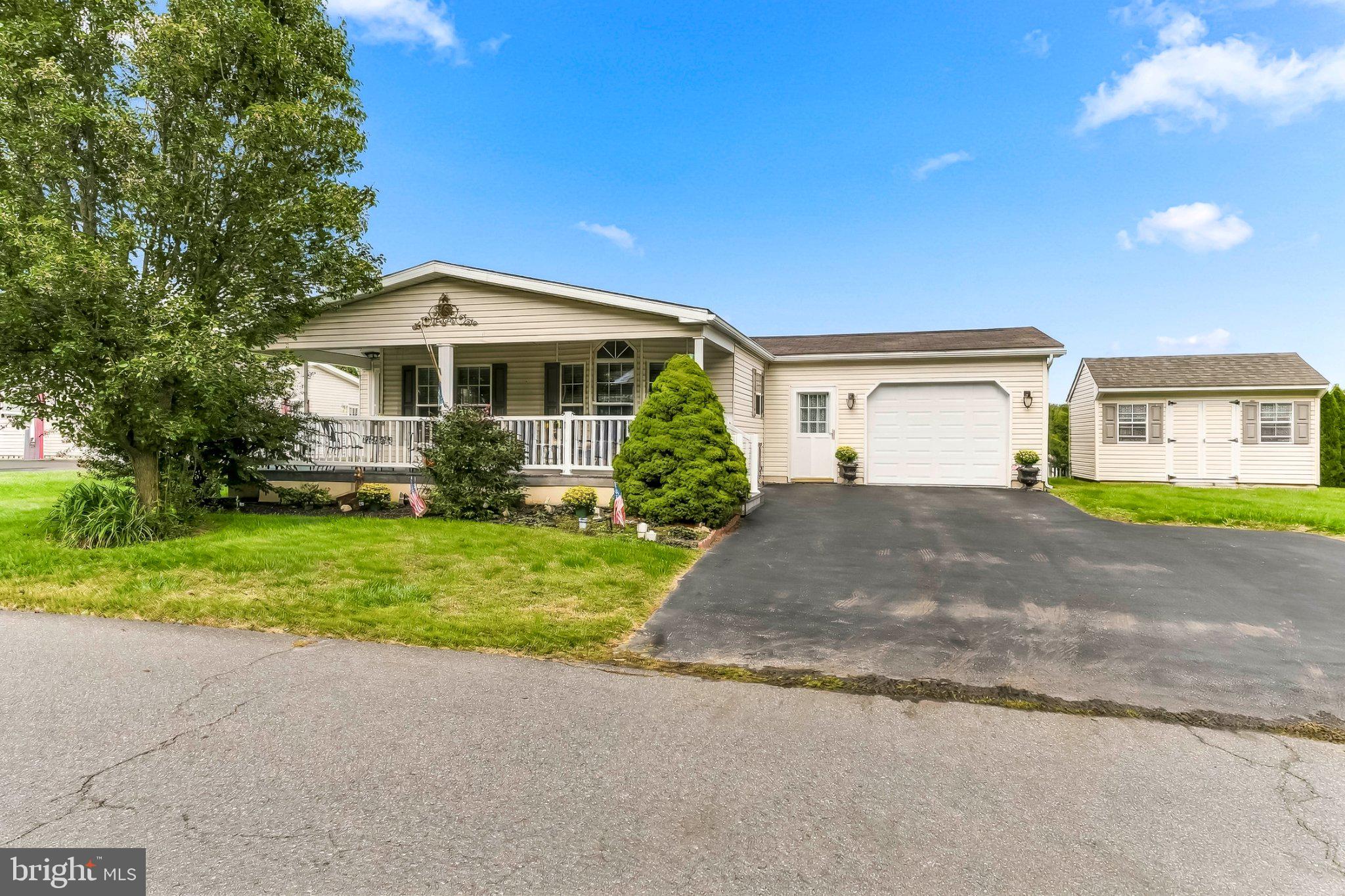 535 Conestoga Dr, Coatesville, PA 19320
