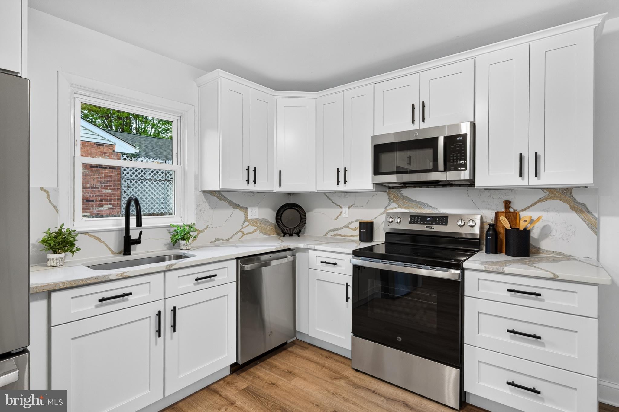 619 Delaware Ave, Claymont, DE 19703 photo