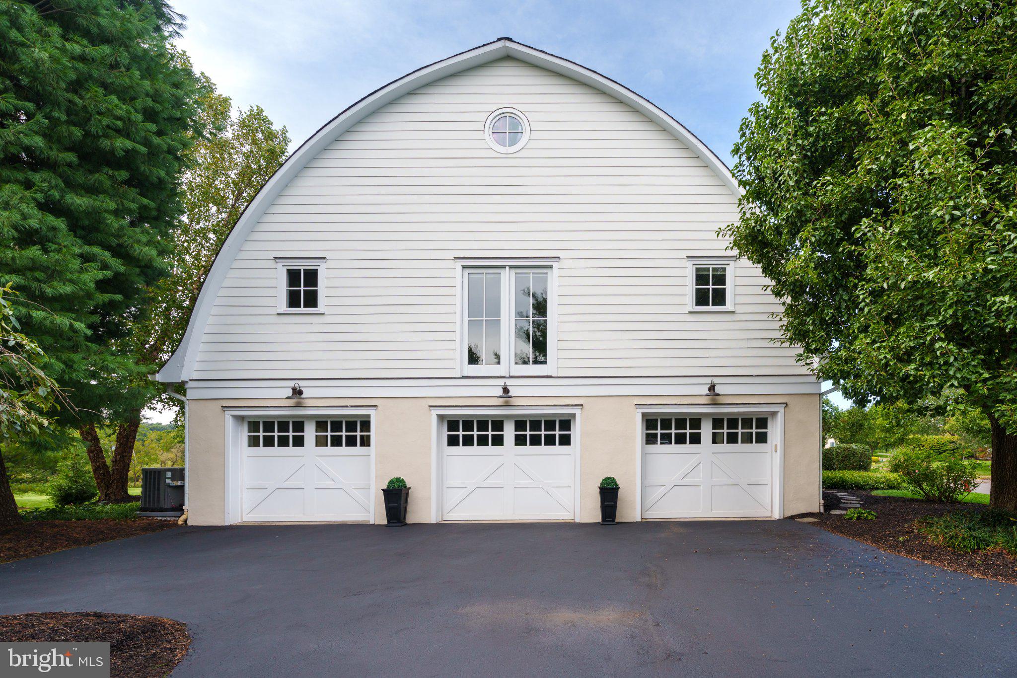 8 Flanders Valley Ct, Skillman, NJ 08558 photo