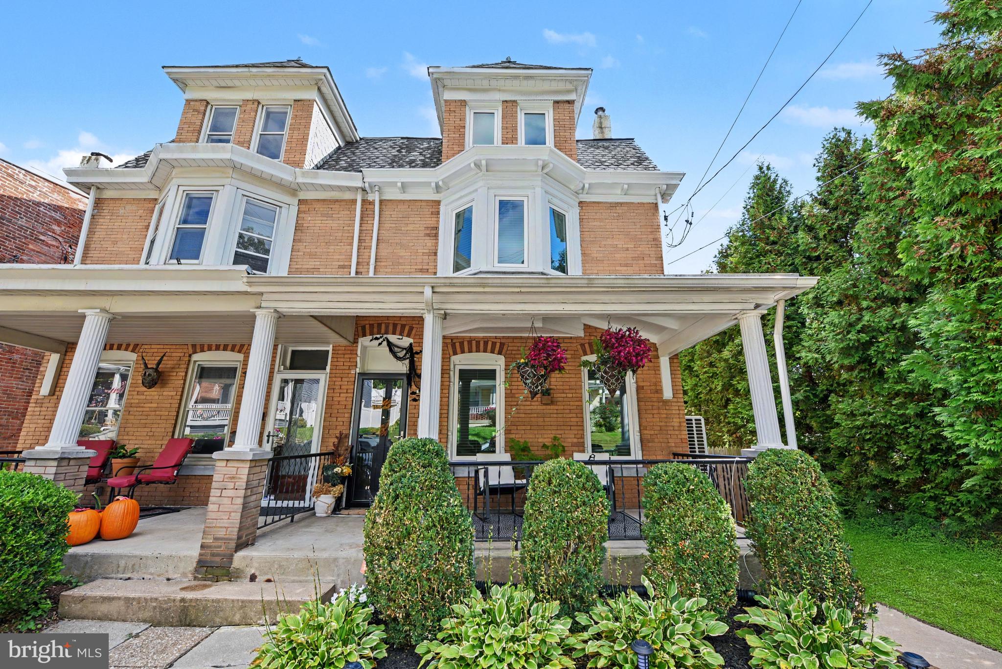 635 Ford St, Conshohocken, PA 19428 photo