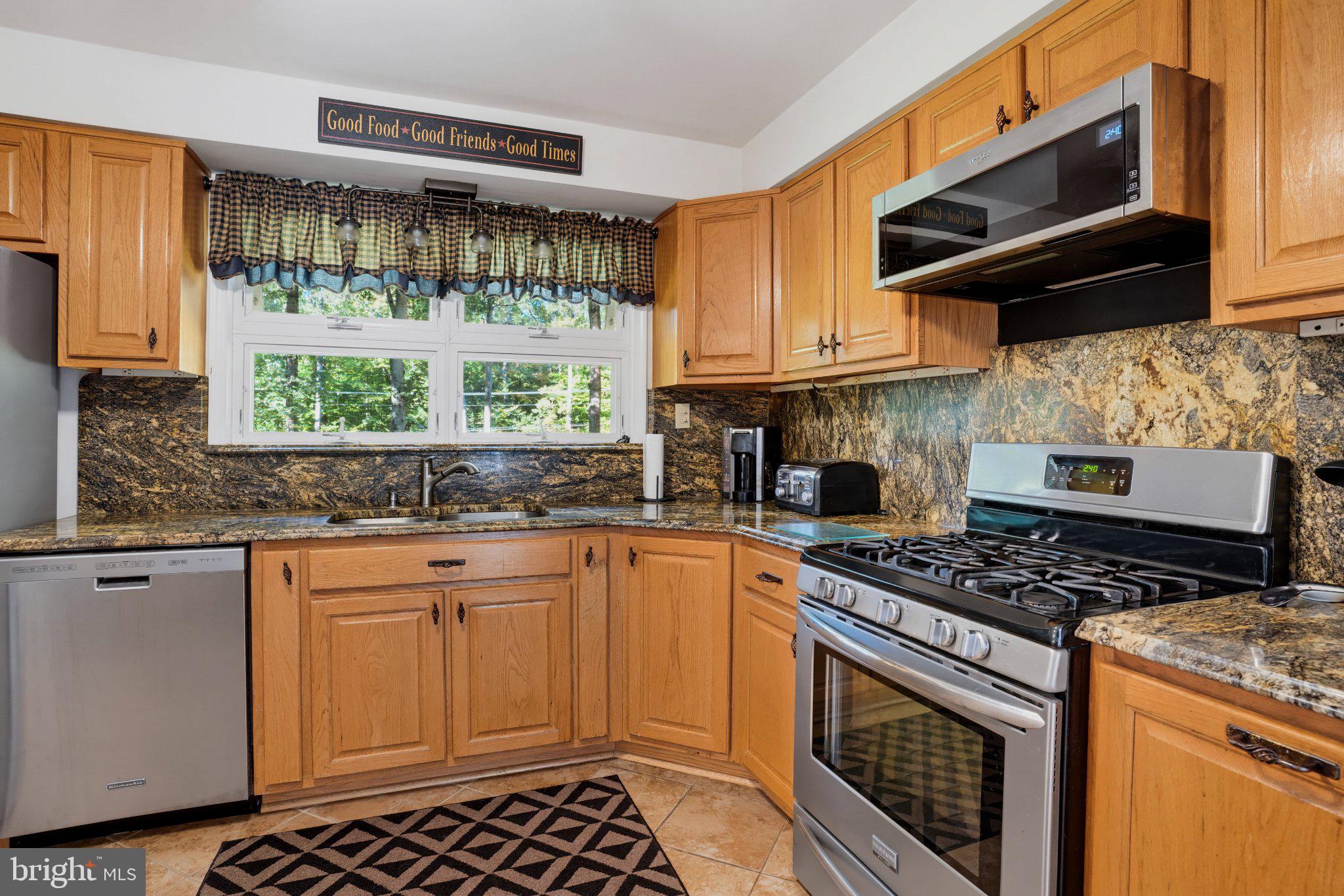 9075 Mitchell Rd, La Plata, MD 20646 photo