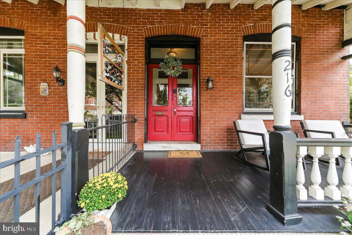 216 Sumac St, Philadelphia, PA 19128 photo