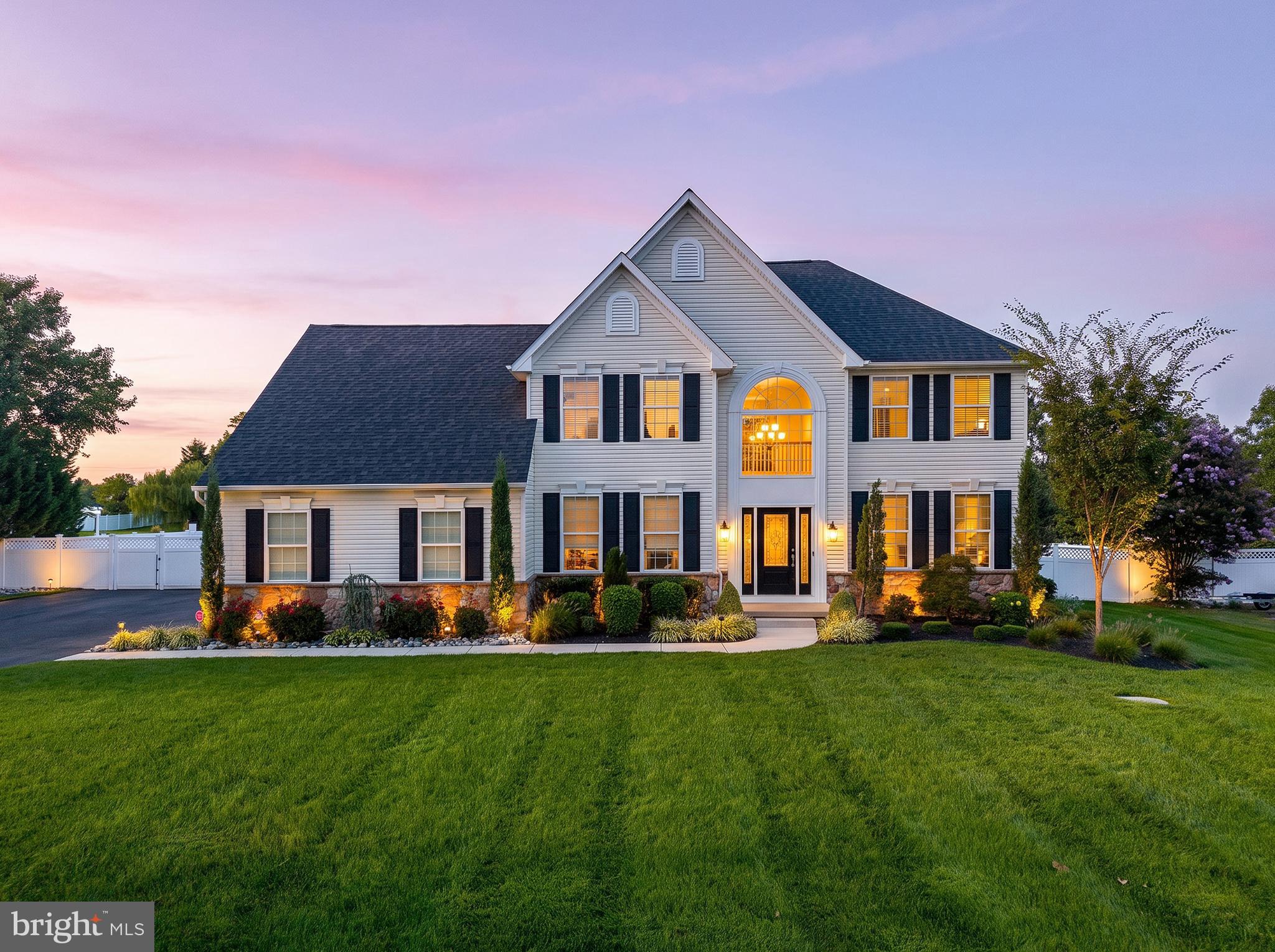 1019 Hewes Dr, Mullica Hill, NJ 08062