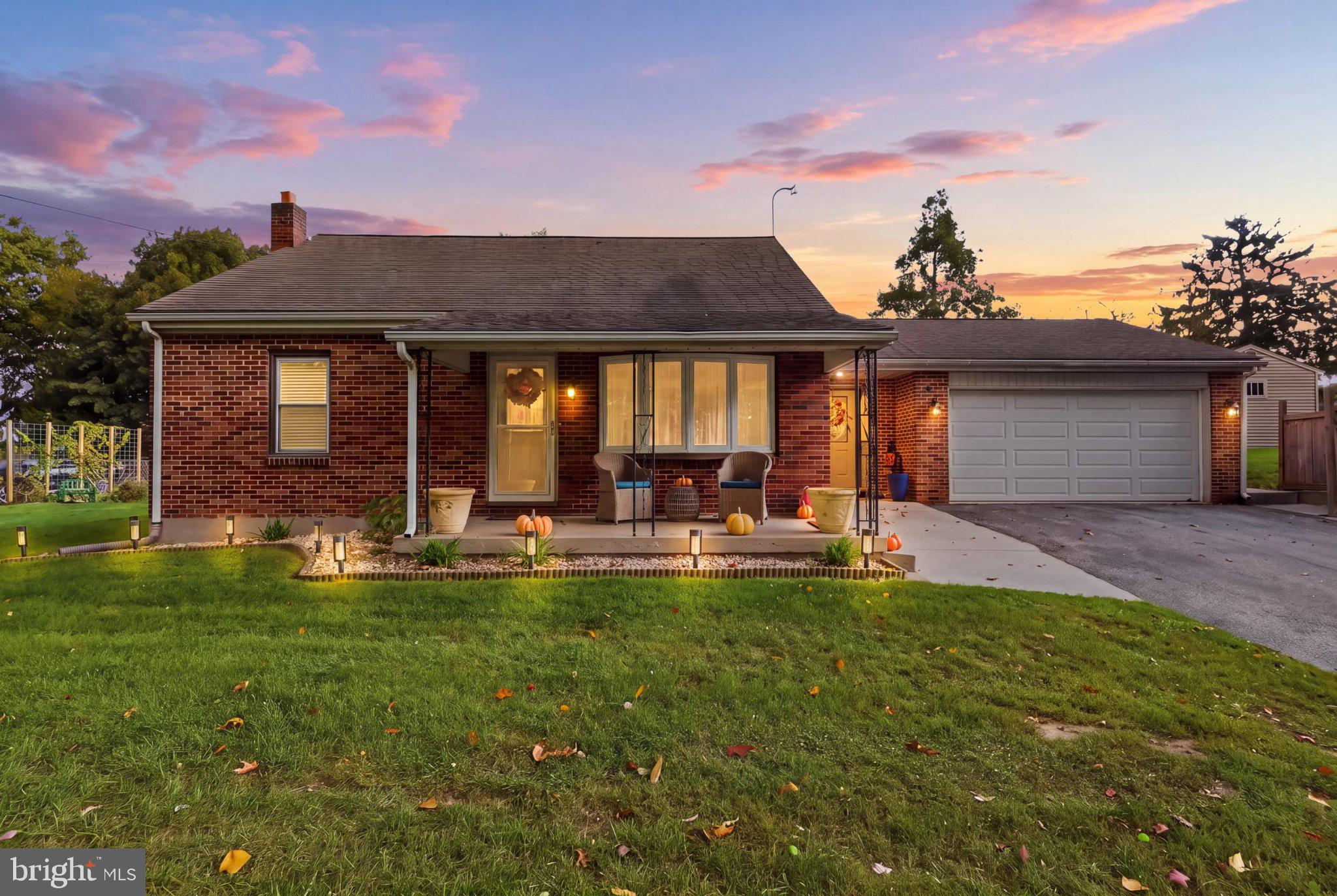 1031 Trinity Rd, York, PA 17408