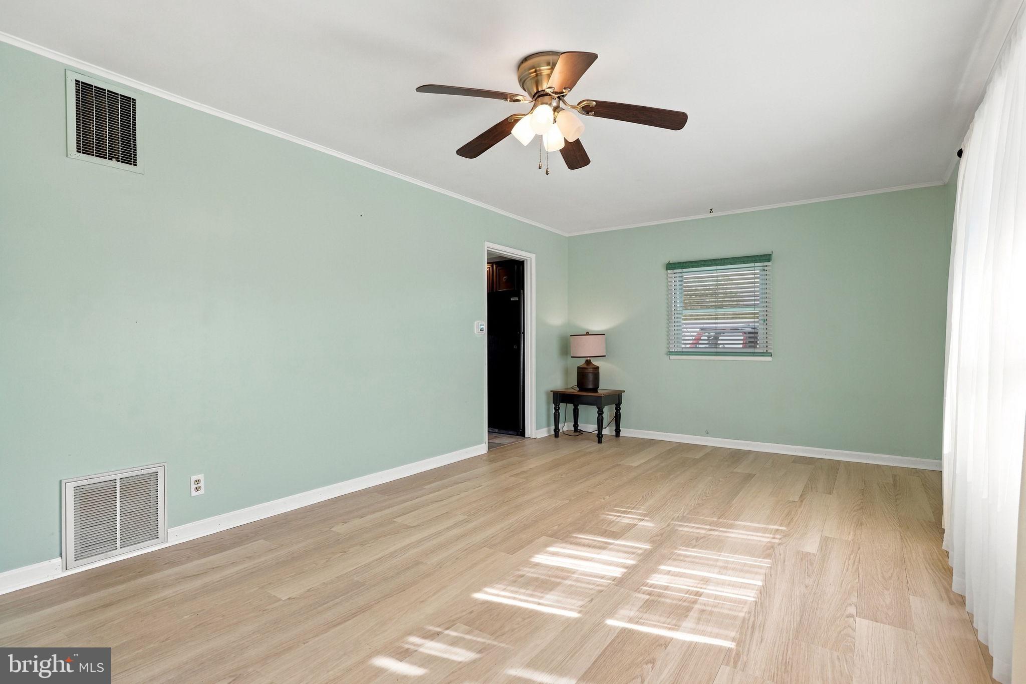 305 Andover Rd, Fairless Hills, PA 19030 photo