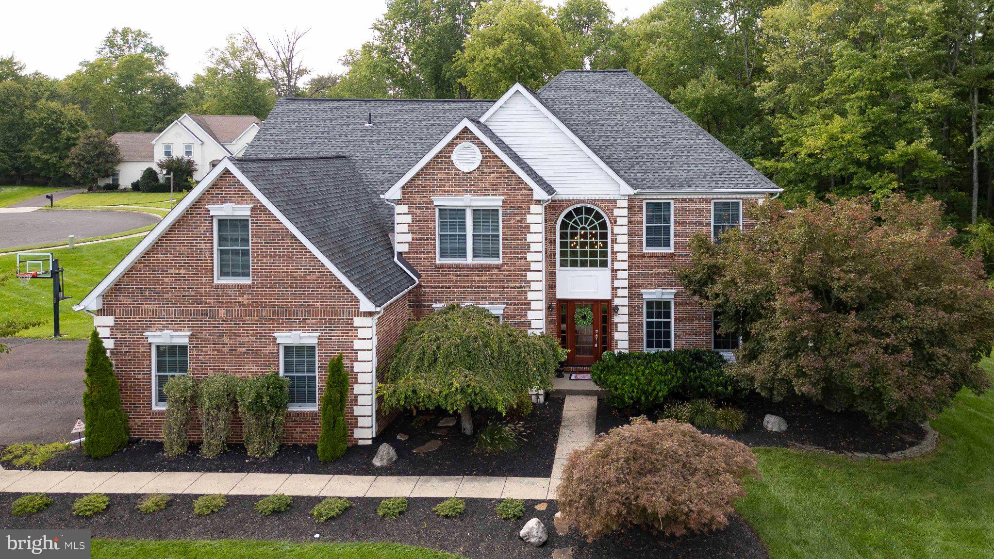 100 Chester Cir, North Wales, PA 19454 photo