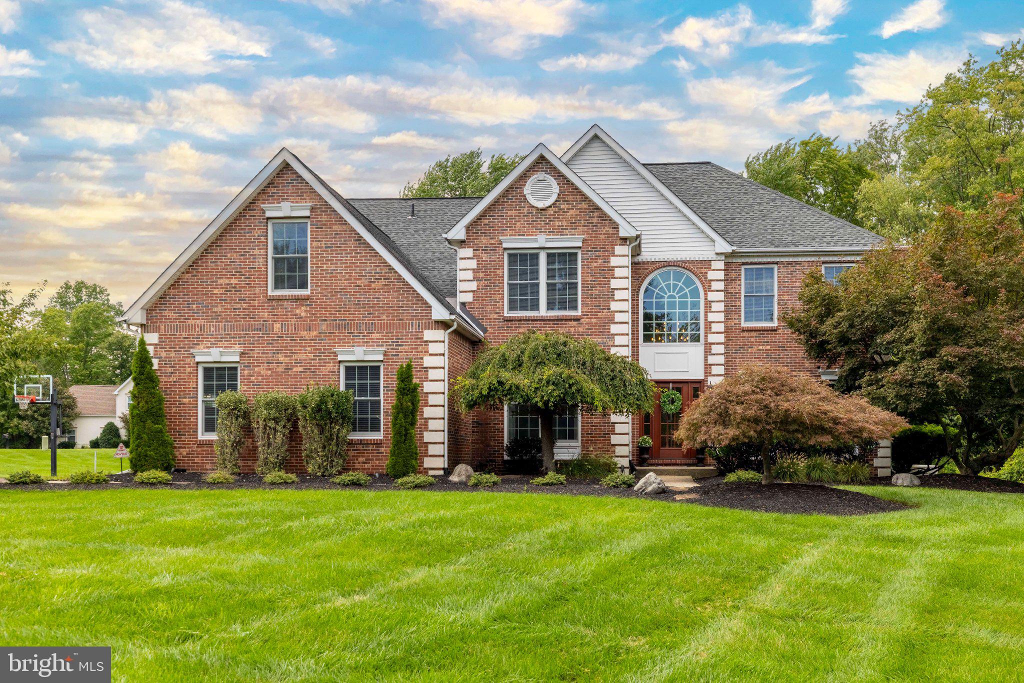 100 Chester Cir, North Wales, PA 19454 photo