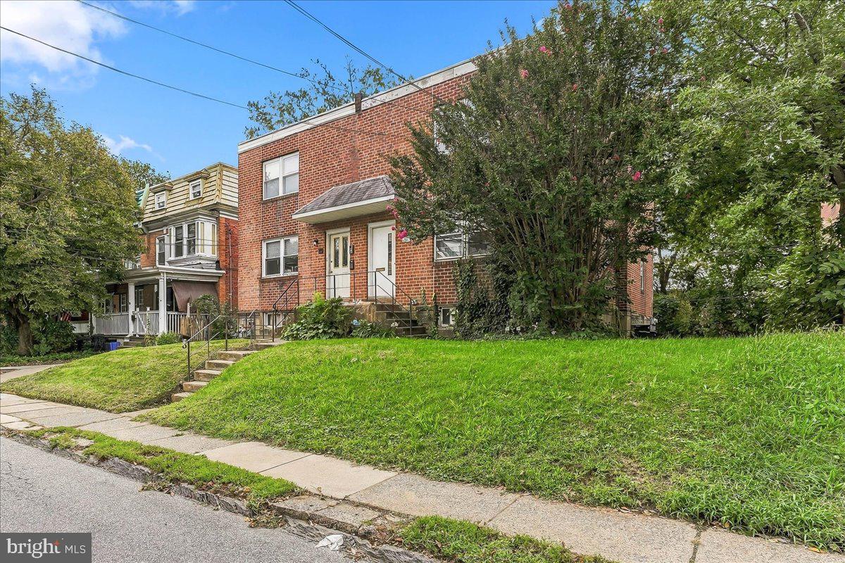 38 E Stratford Ave, Lansdowne, PA 19050 photo