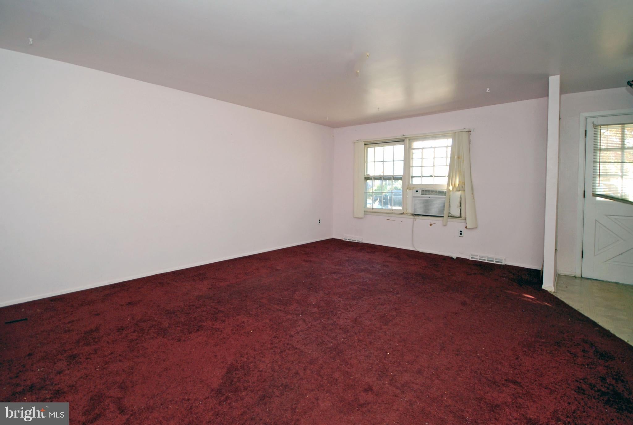 11 Wellington Pl, Burlington, NJ 08016 photo