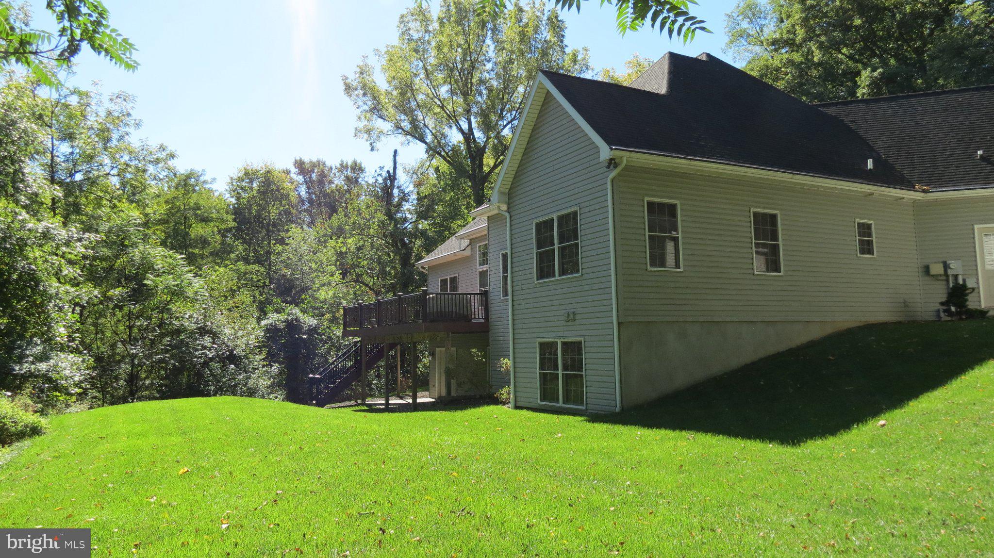 1911 Schoolhouse Rd, Middletown, PA 17057 photo
