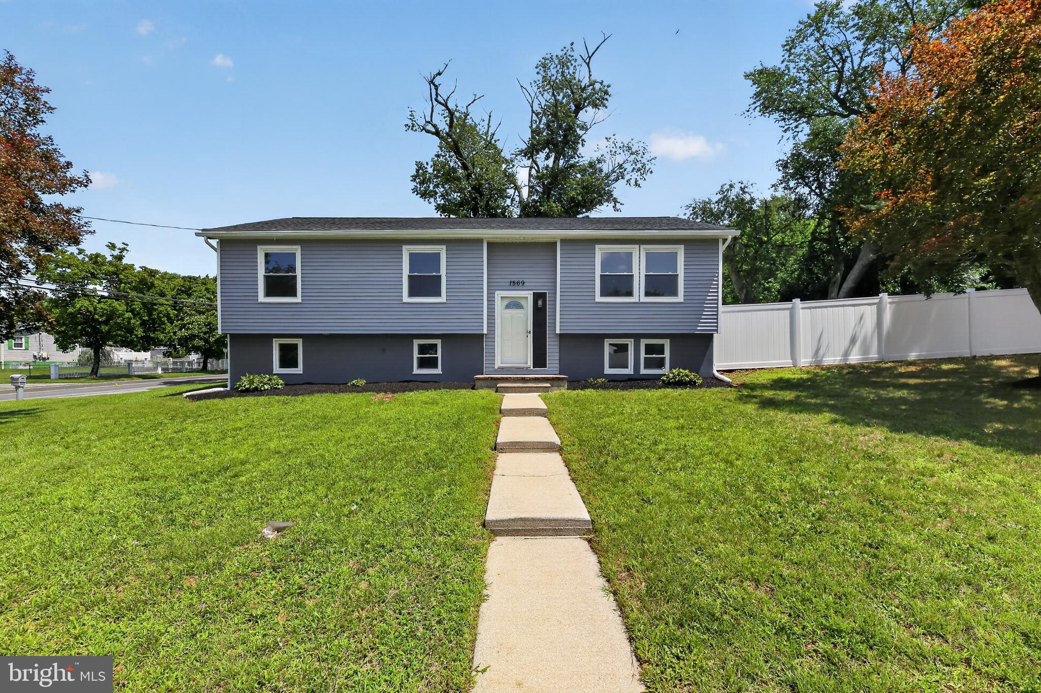1569 Chestnut Ave, Vineland, NJ 08360