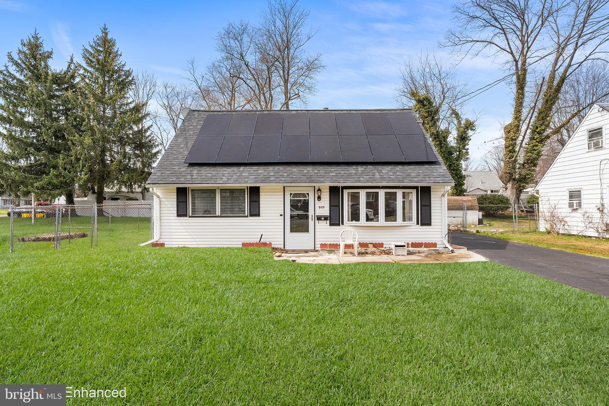 955 Terrace, Ewan, NJ 08618