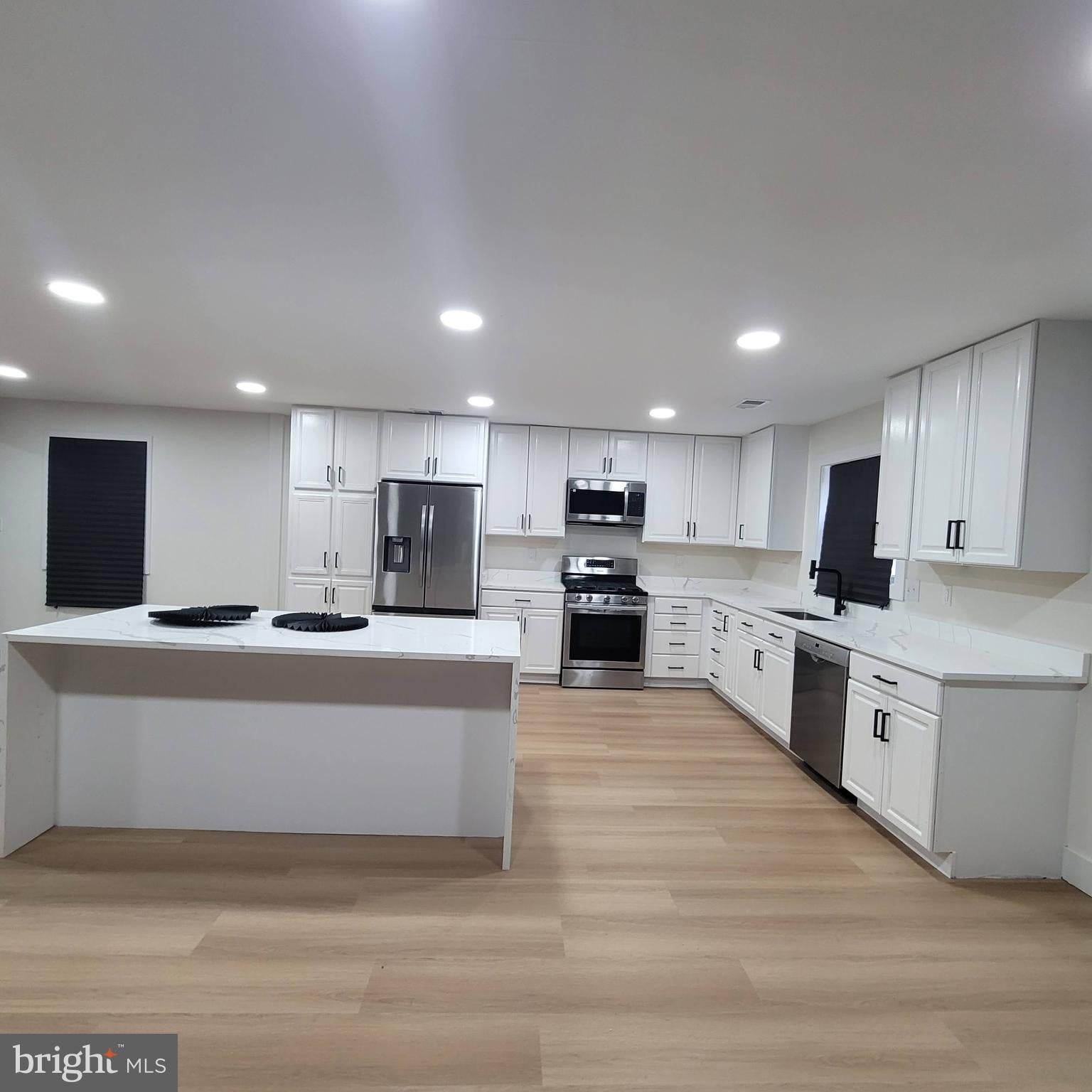 7011 Chapel Dr, Bowie, MD 20715