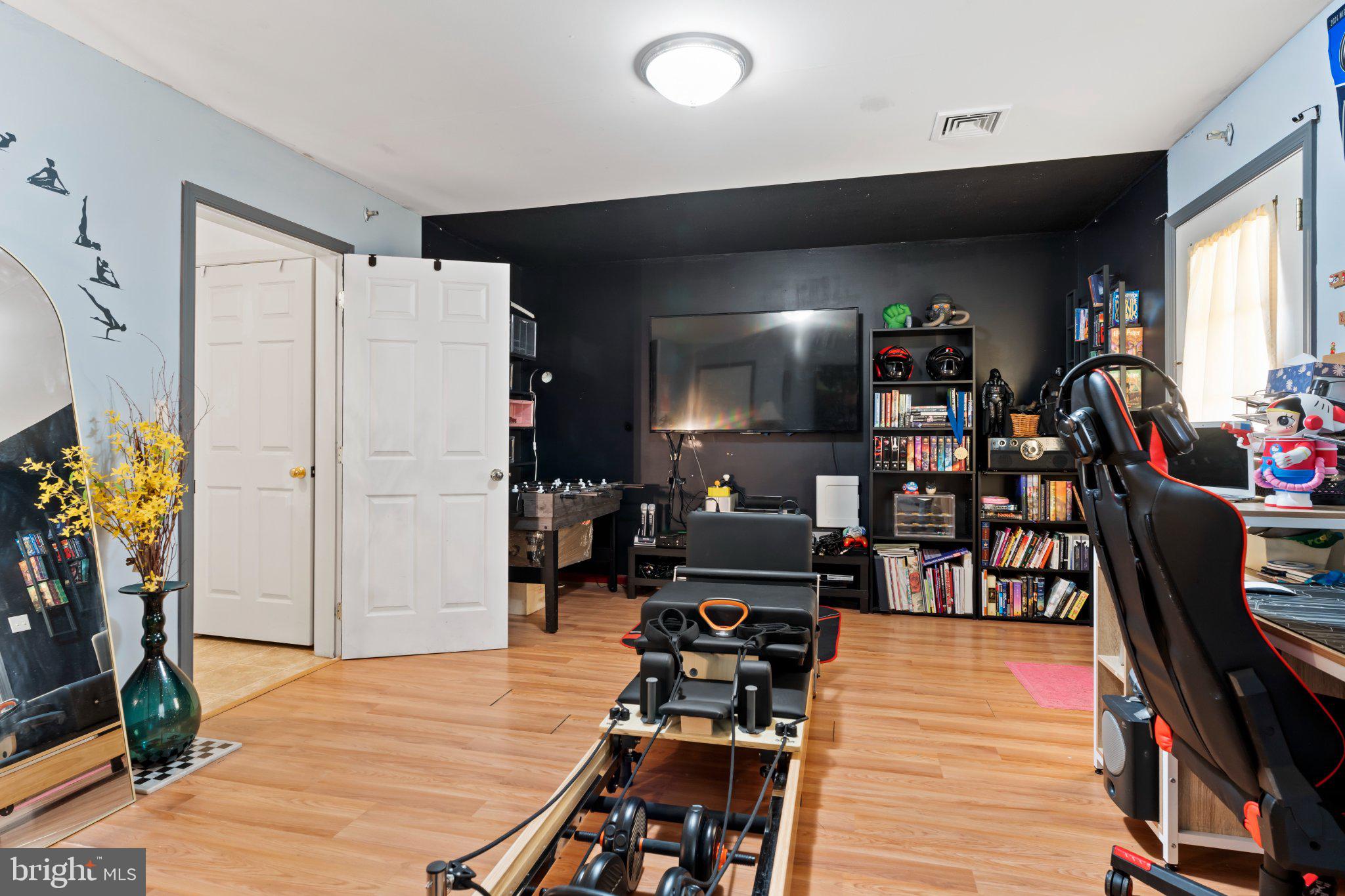 424 Mercury, Mechanicsburg, PA 17050 photo