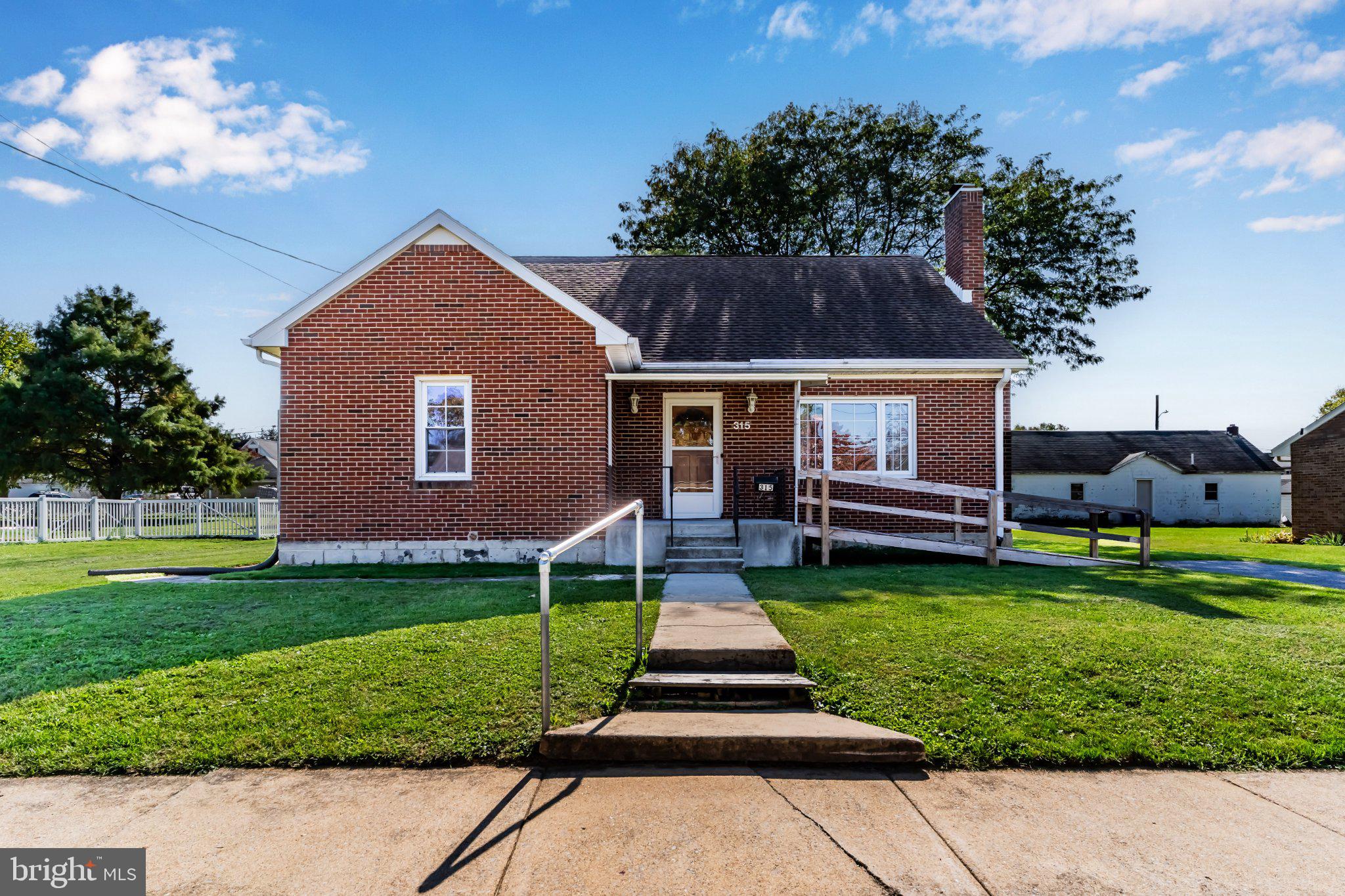 315 Green St, Mechanicsburg, PA 17055