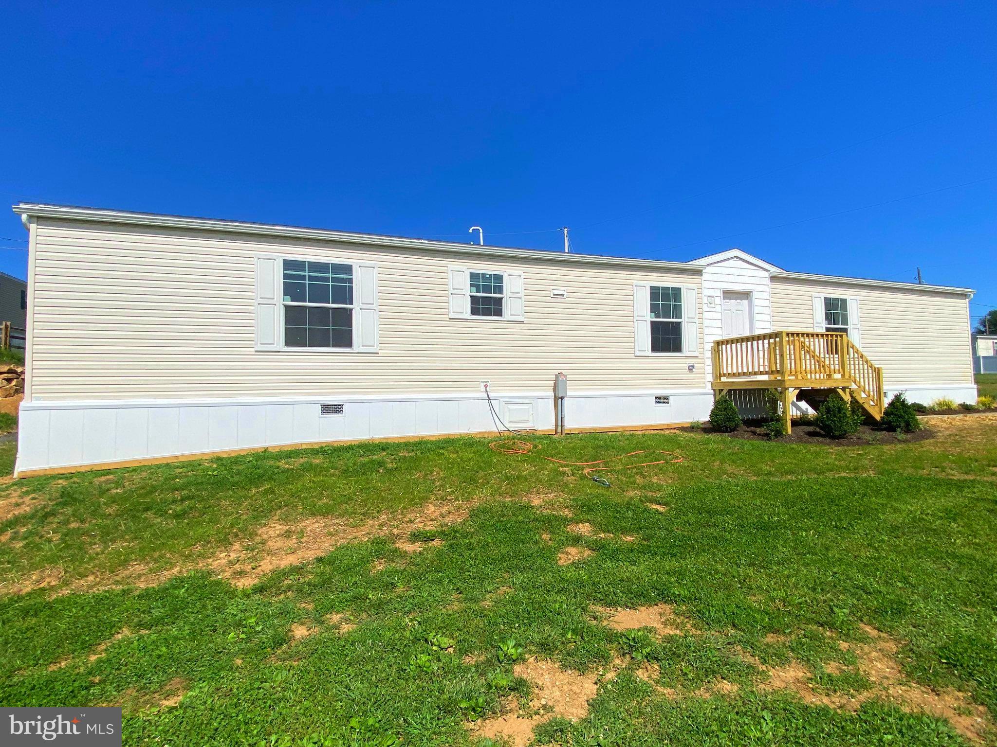 251 Gunner Ln, Honey Brook, PA 19344 photo