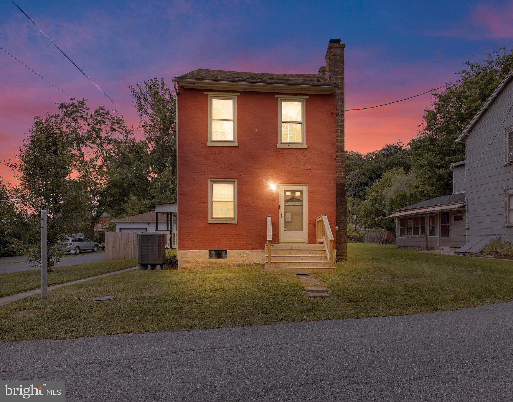 26 Schuylkill Ave, Leesport, PA 19533