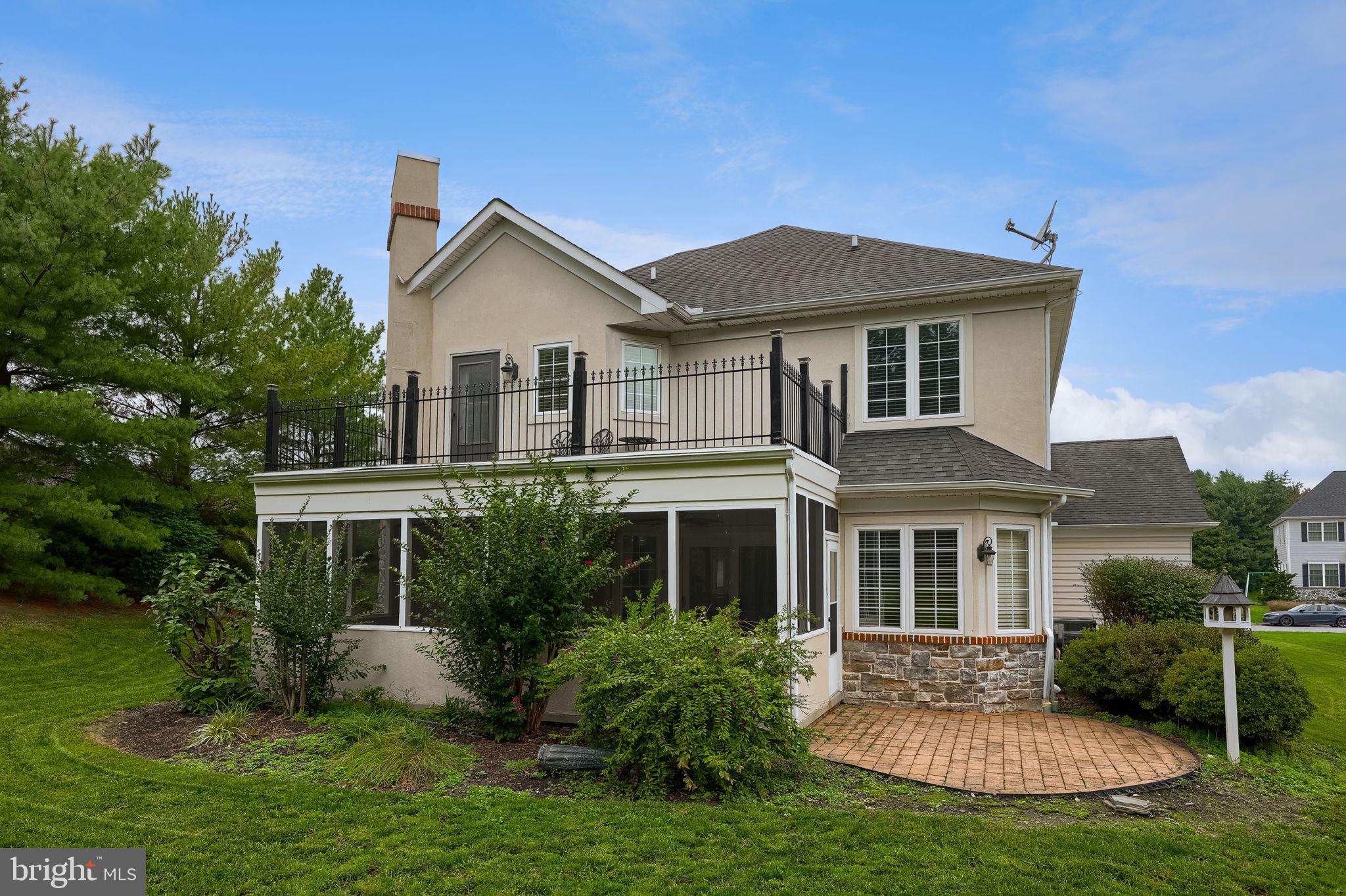 224 Settlers Bnd, Lancaster, PA 17601 photo