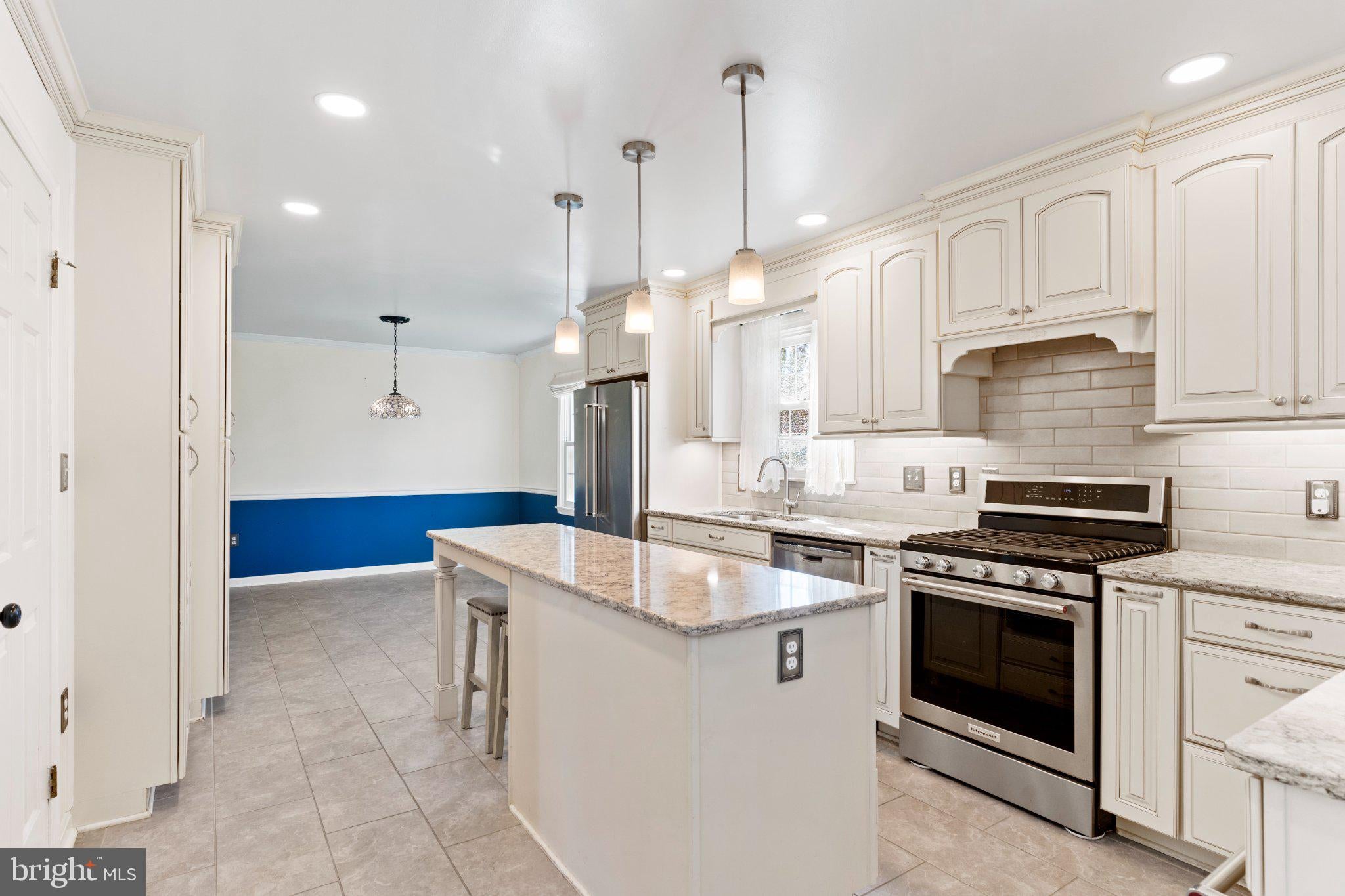 116 Greenbriar Ln, Dillsburg, PA 17019 photo